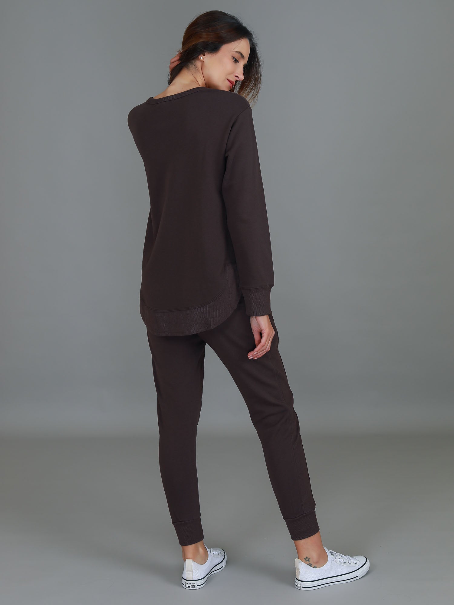 crew neck sweatshirts for women #color_truffle