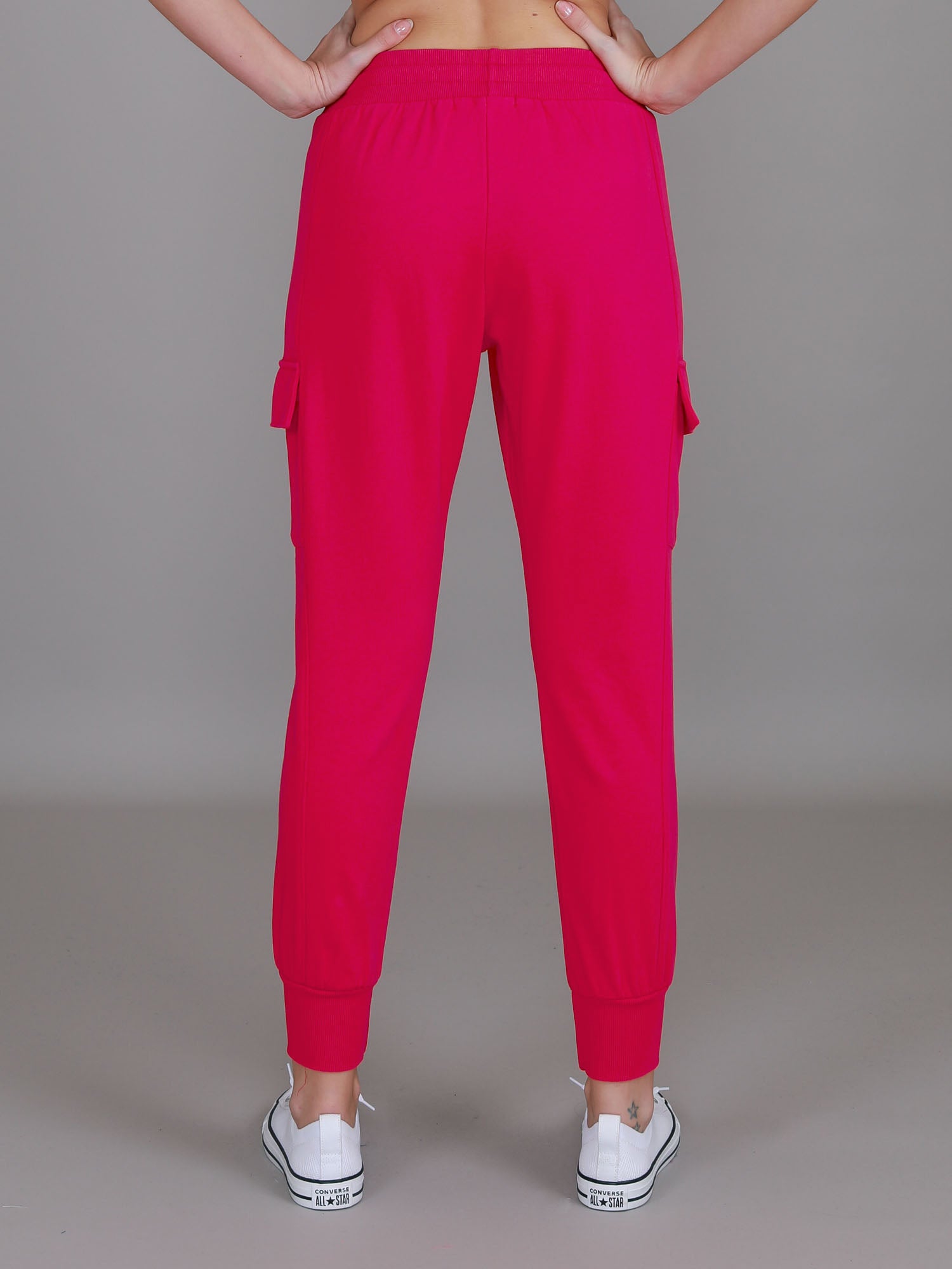 woman cargo pants #color_pink flash