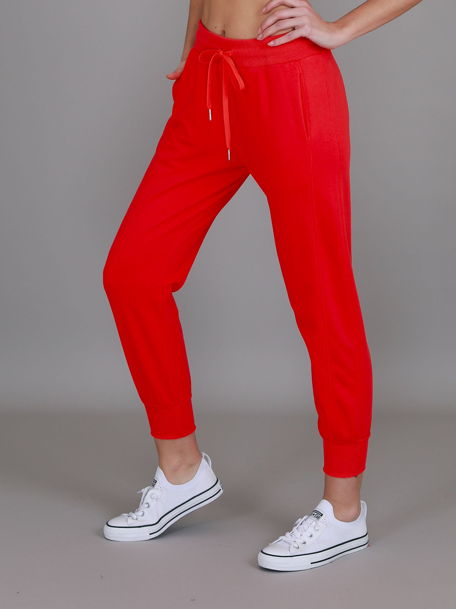 red sweatpants #color_strawberry