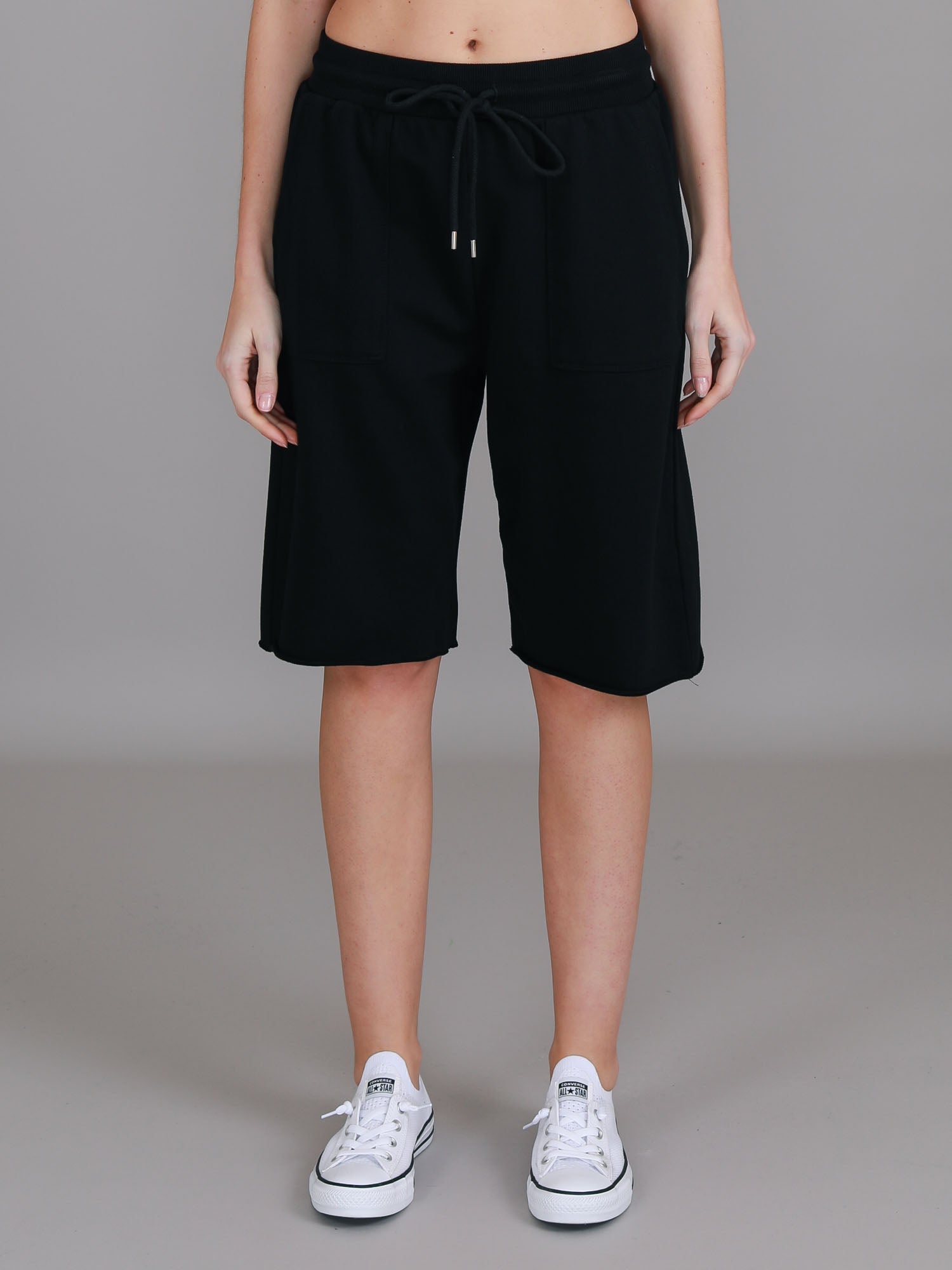 women's knee length shorts australia #color_black