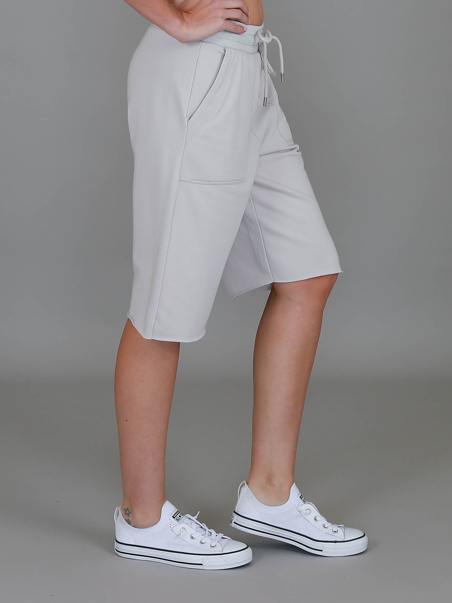 knee length ladies shorts #color_angora