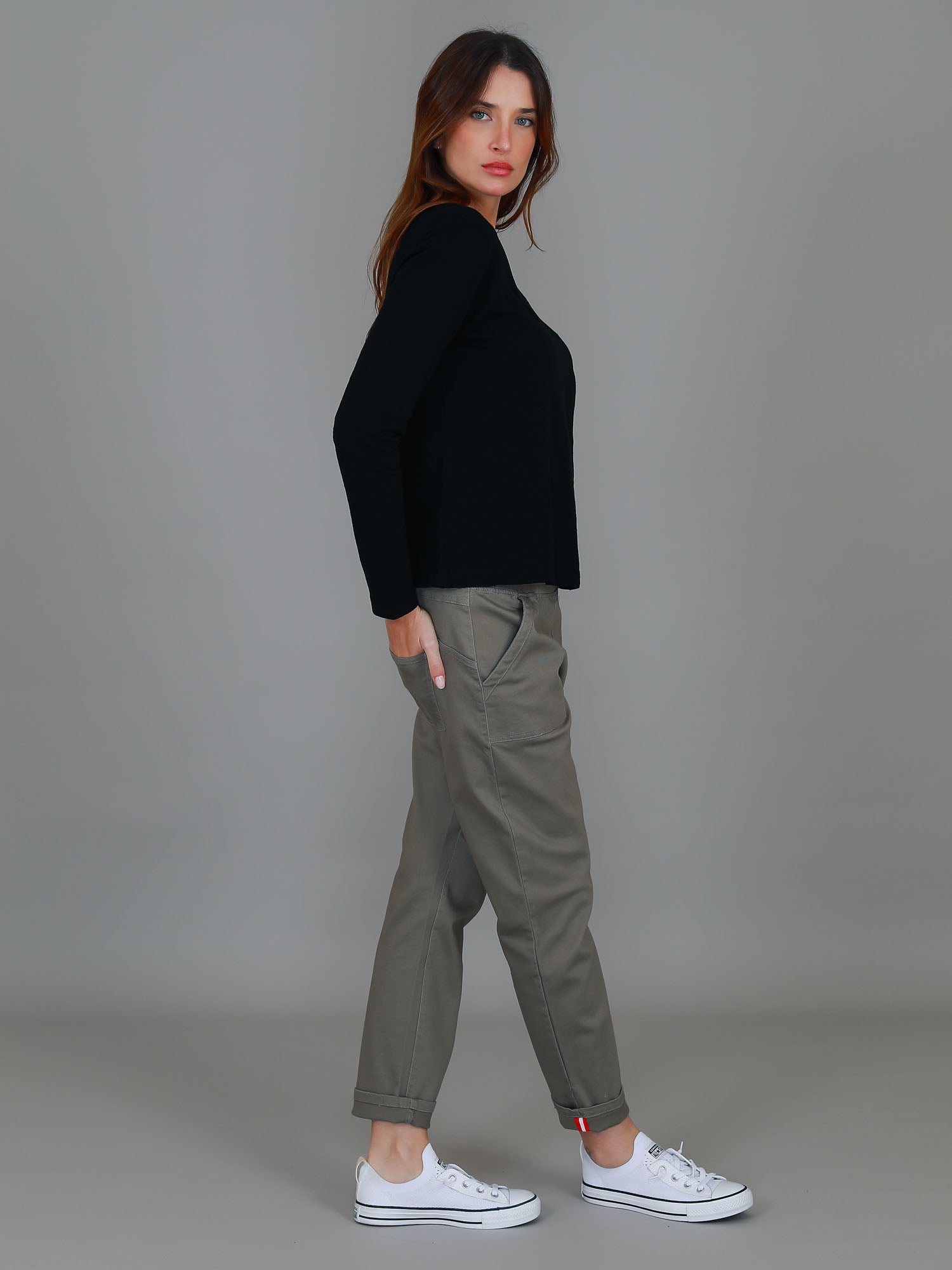 long sleeve cotton tee #color_black