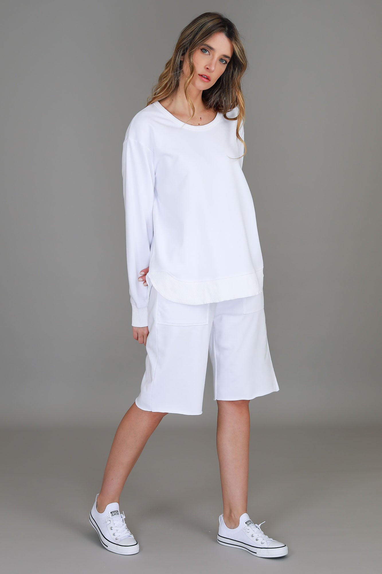 sweater #color_white