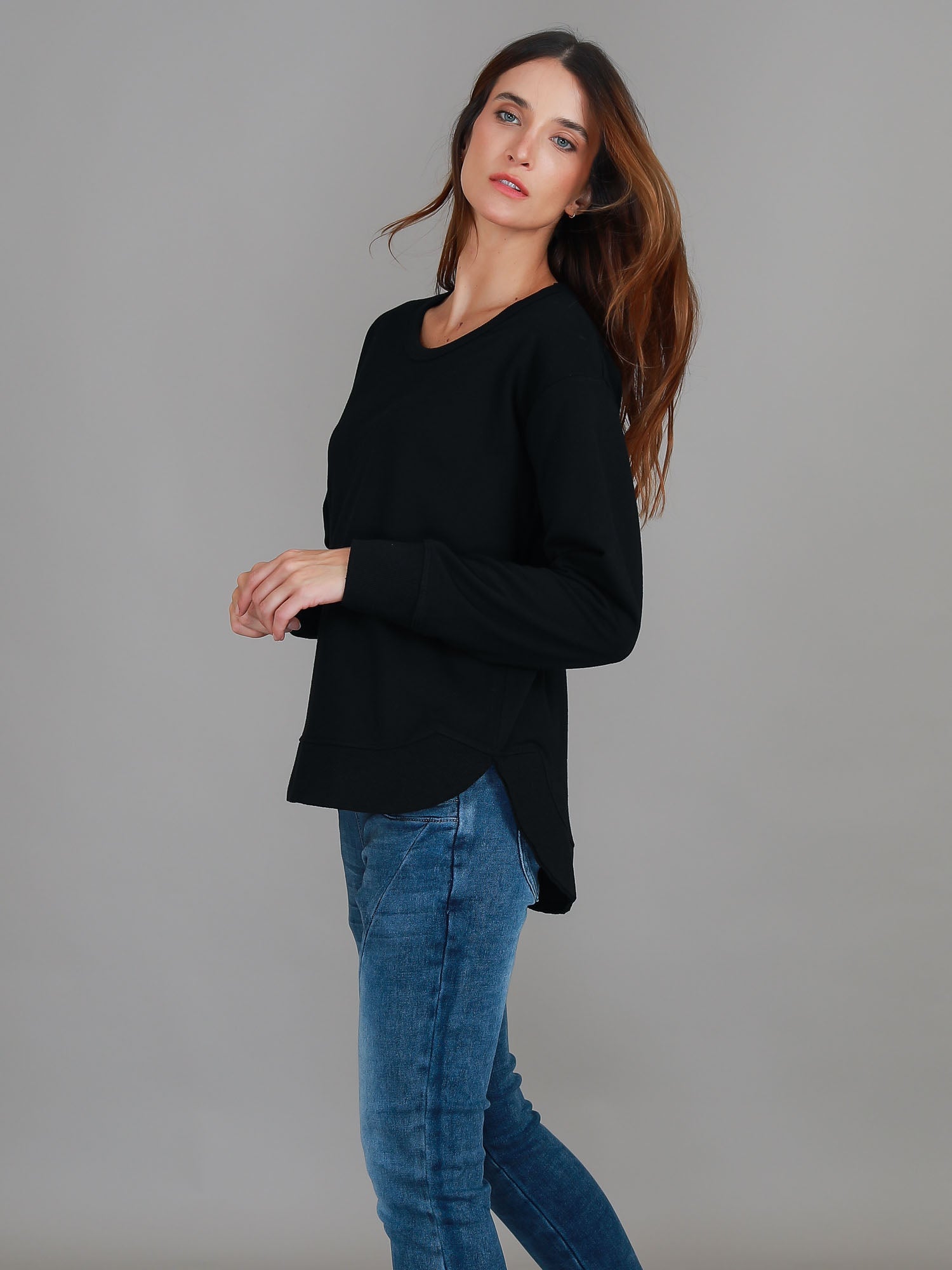 sweater #color_black