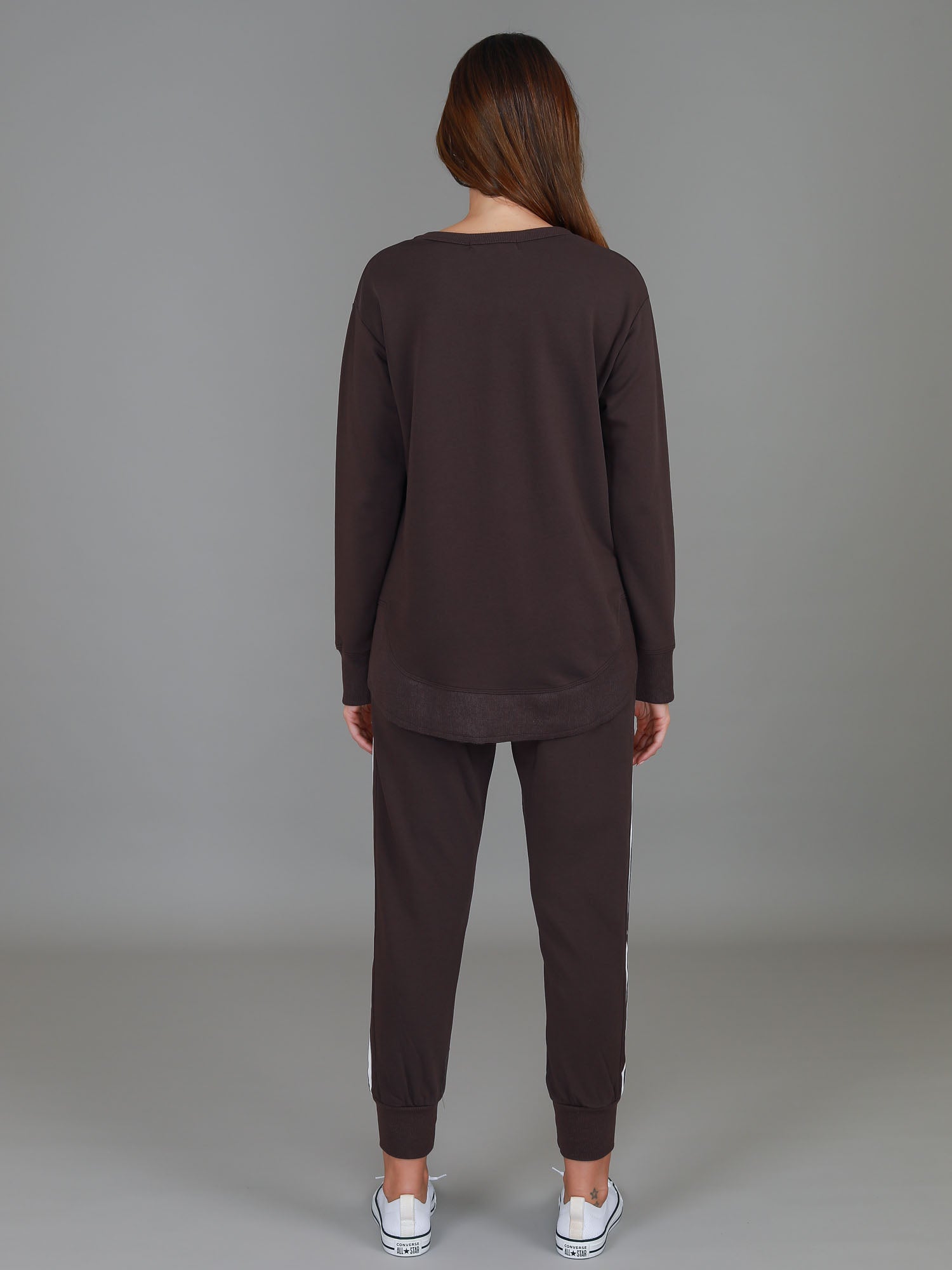 crew neck sweatshirts for women #color_truffle