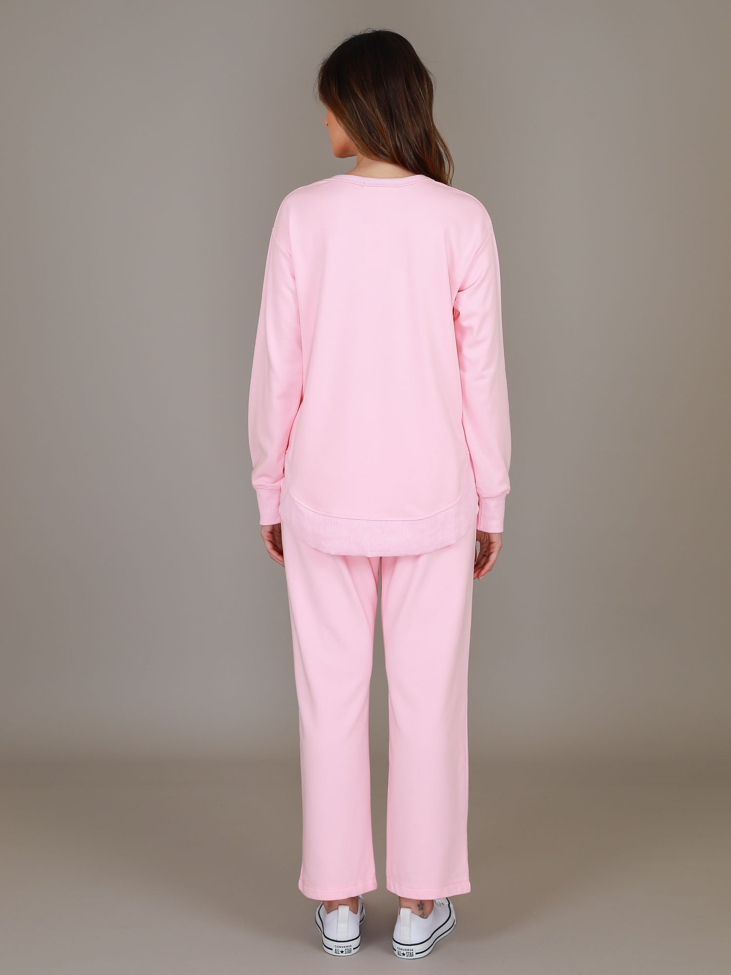 soft pink sweatshirt #color_powder pink
