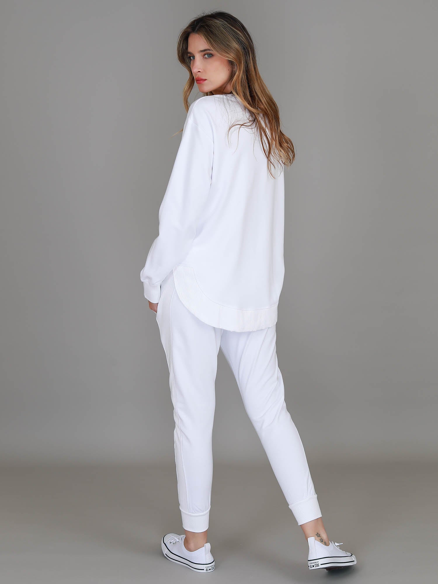 jumper #color_white