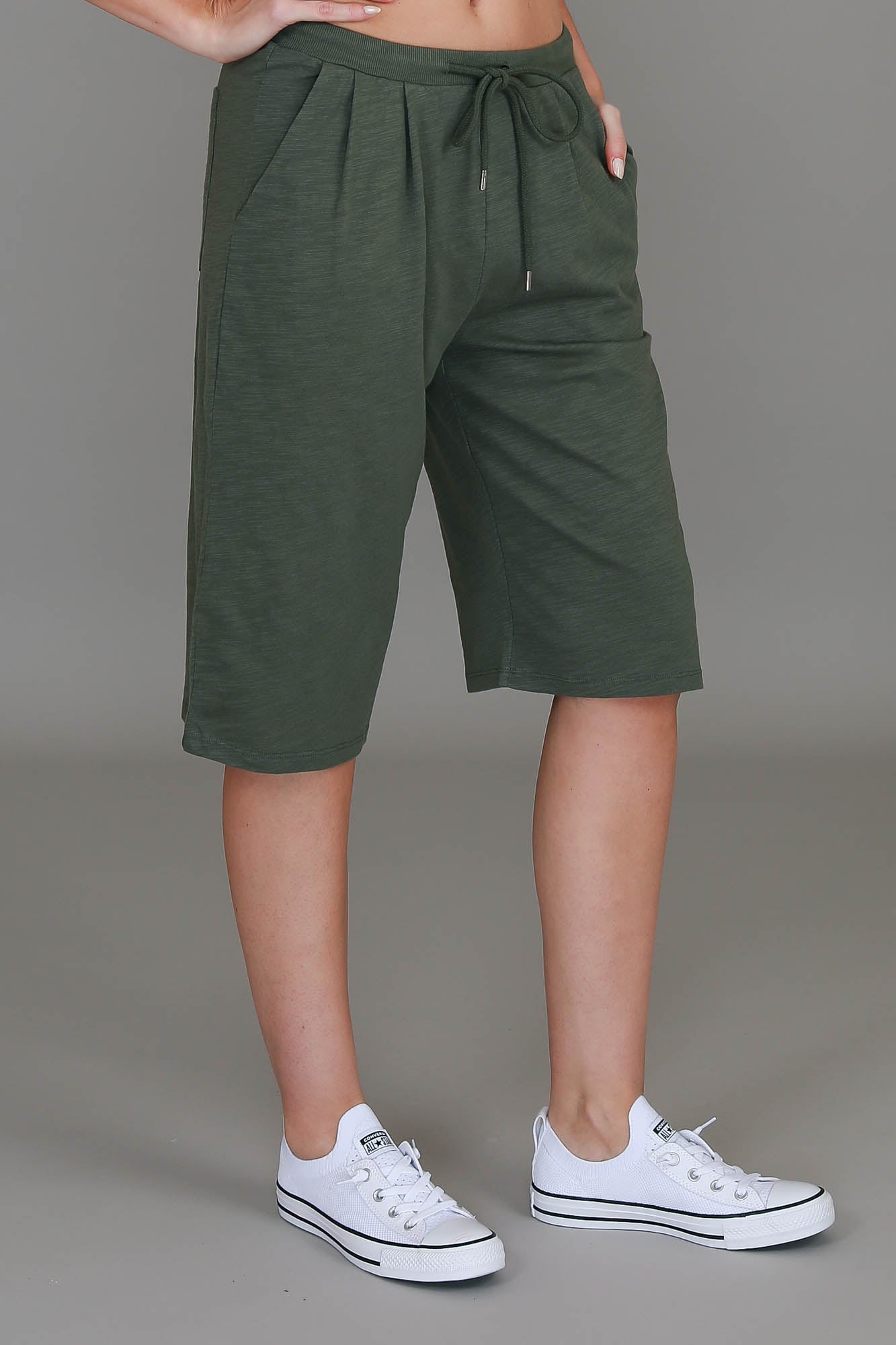 shorts green #color_khaki