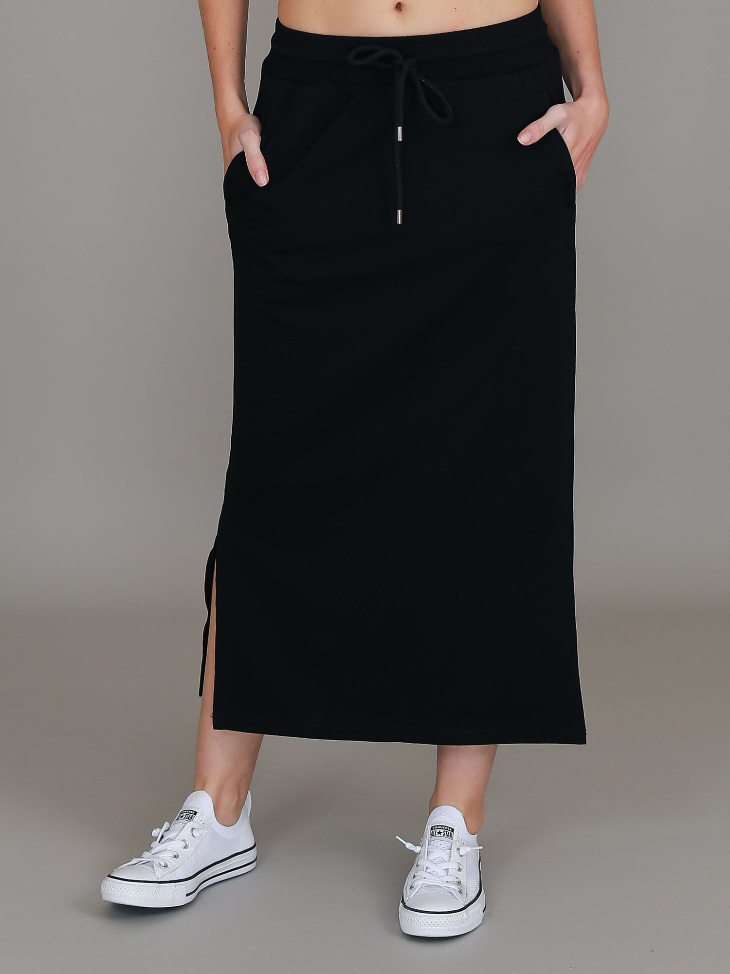 mid skirt #color_black