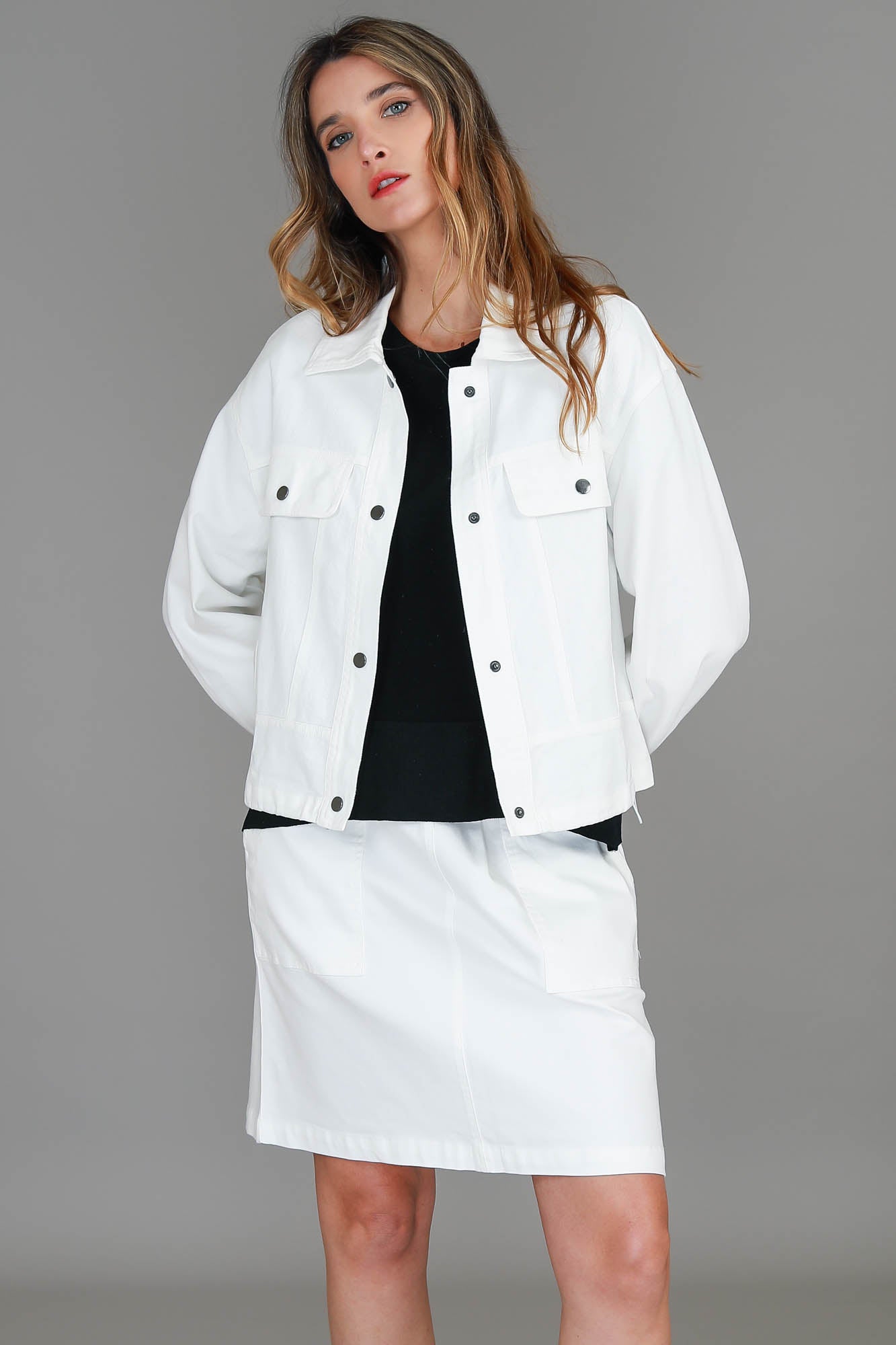 white jacket womens #color_white