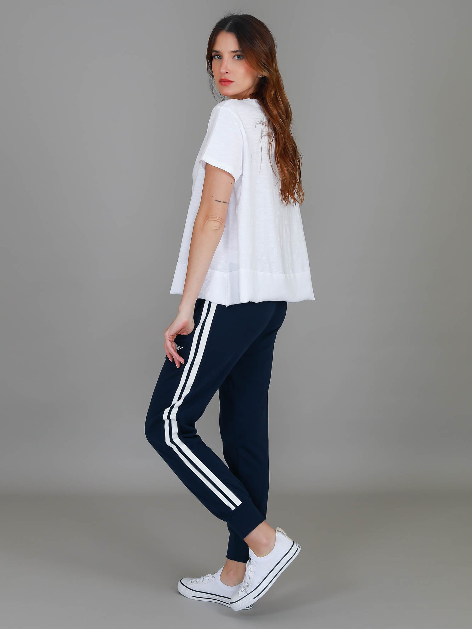 top in women #color_white