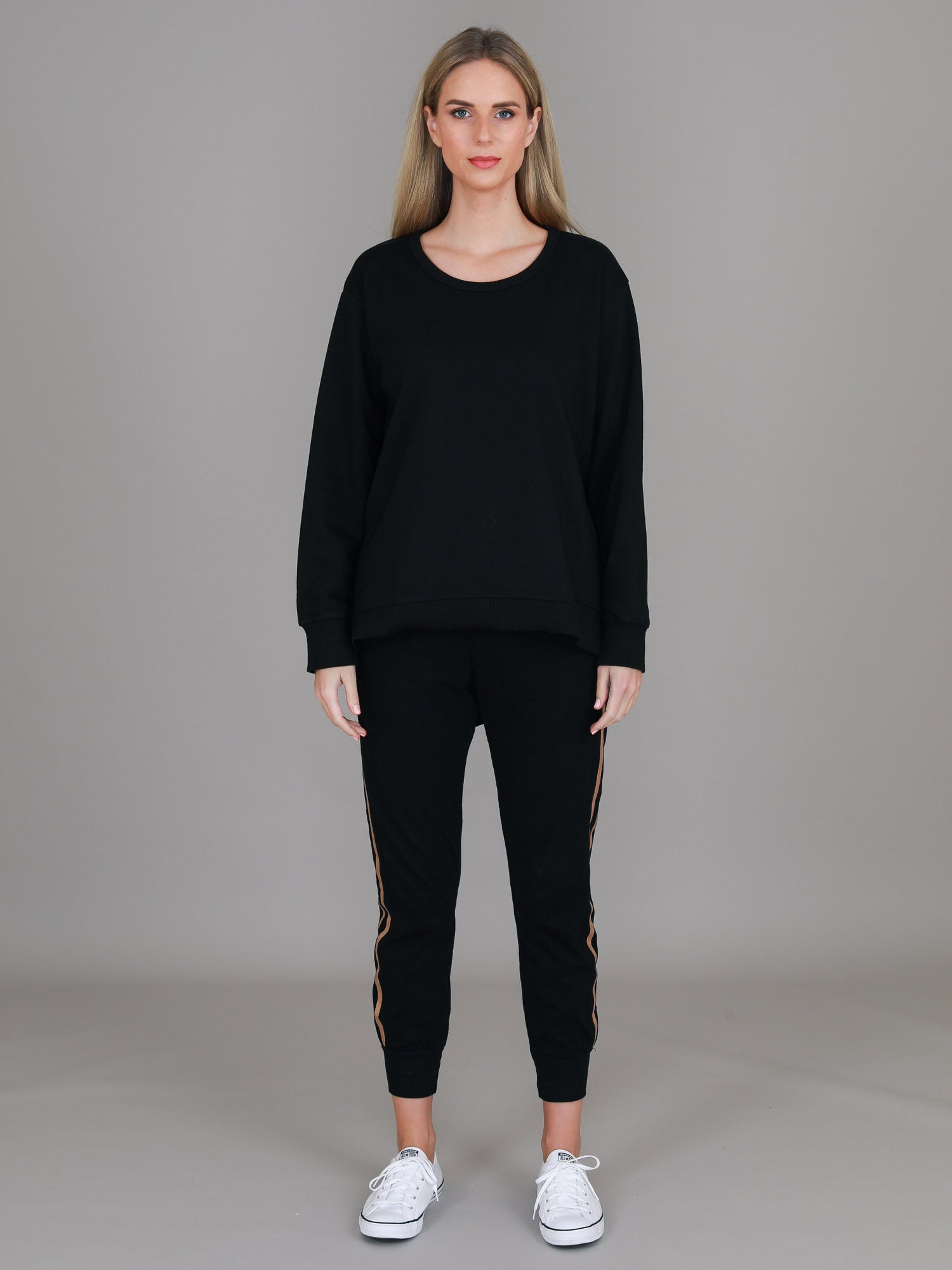 sweat tops #color_black