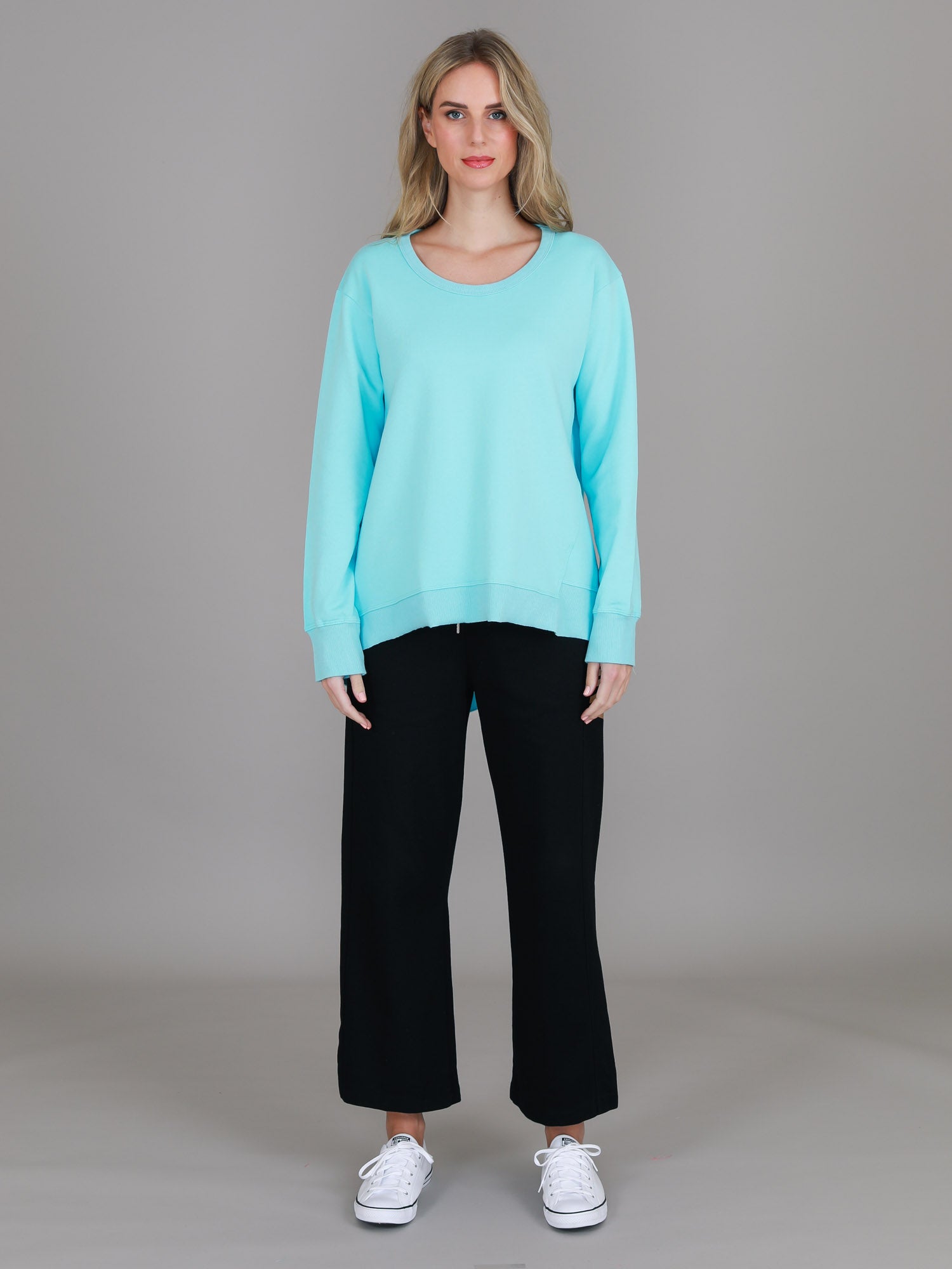 light blue jumpers #color_glacier blue