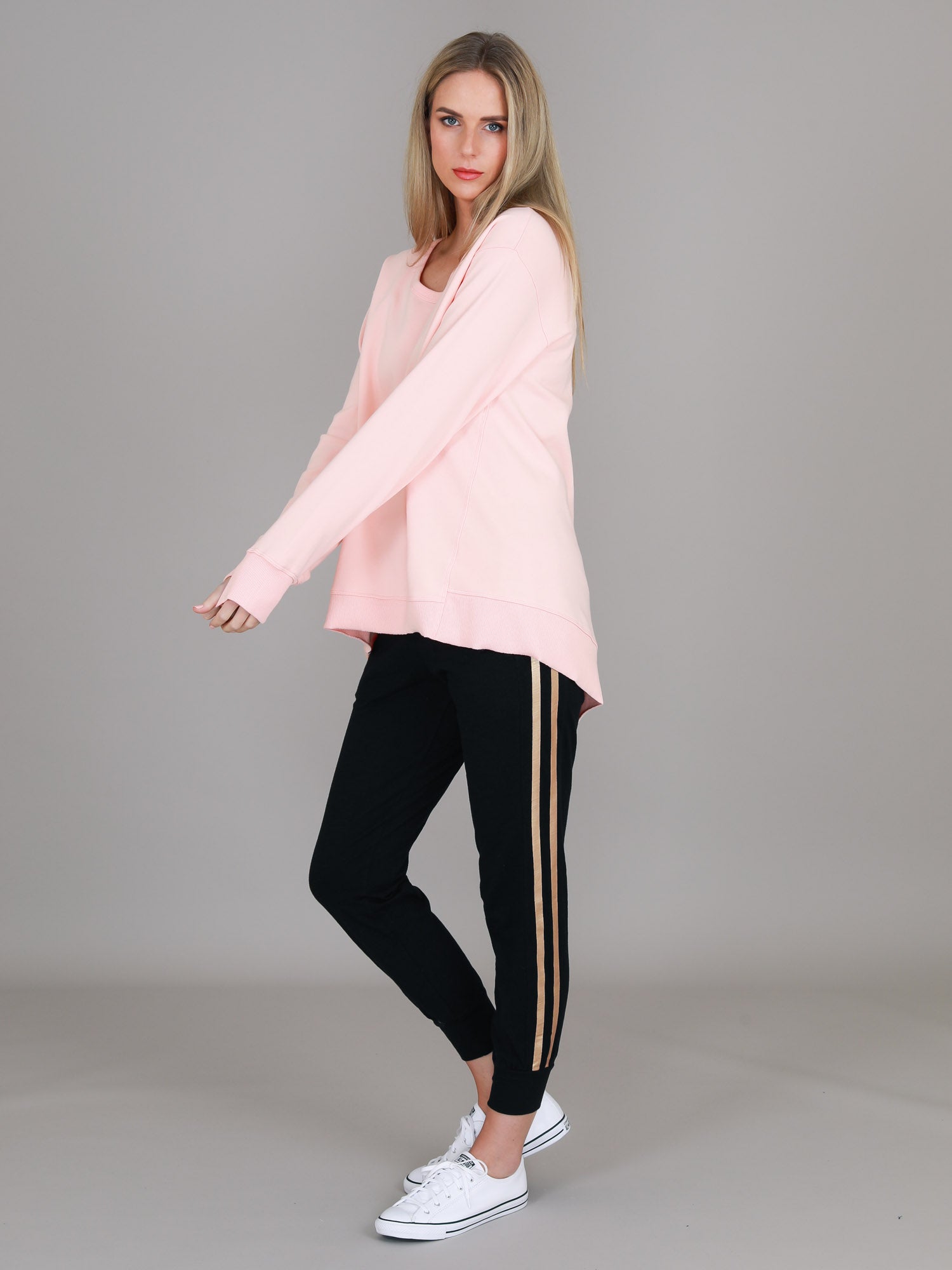 pale pink jumper #color_posy