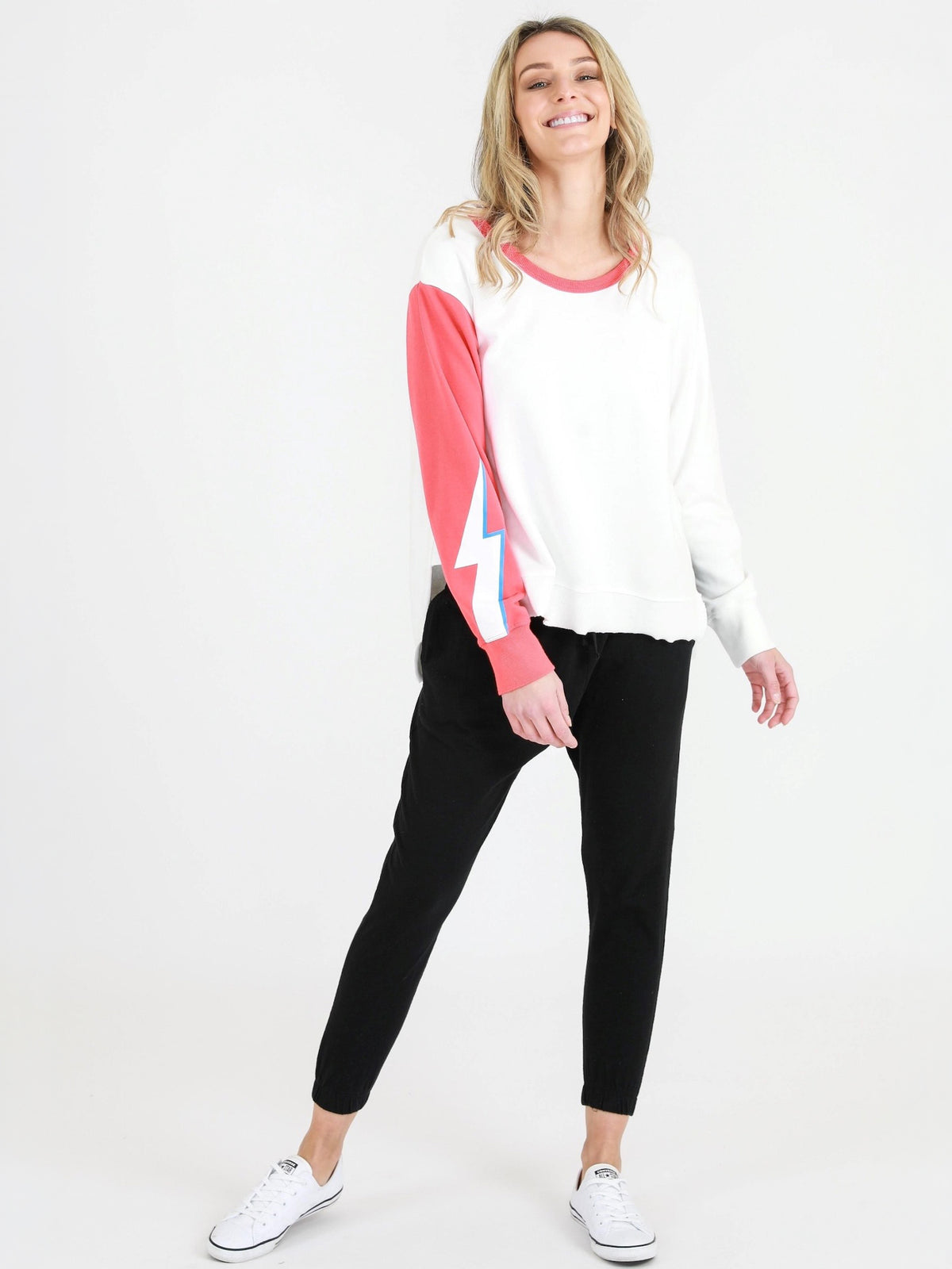 white crewneck sweatshirt #color_white