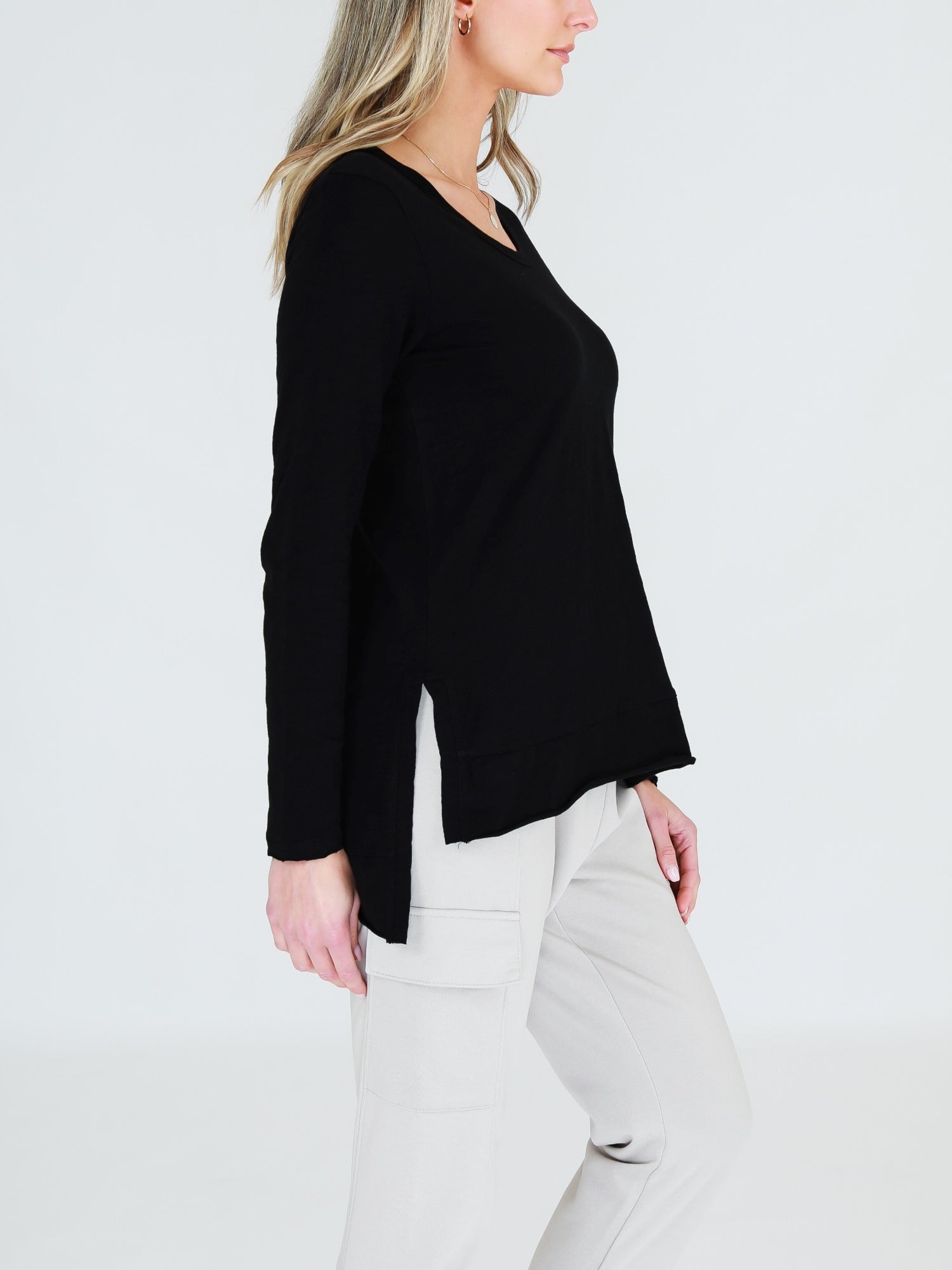 wide neck t shirt #color_black