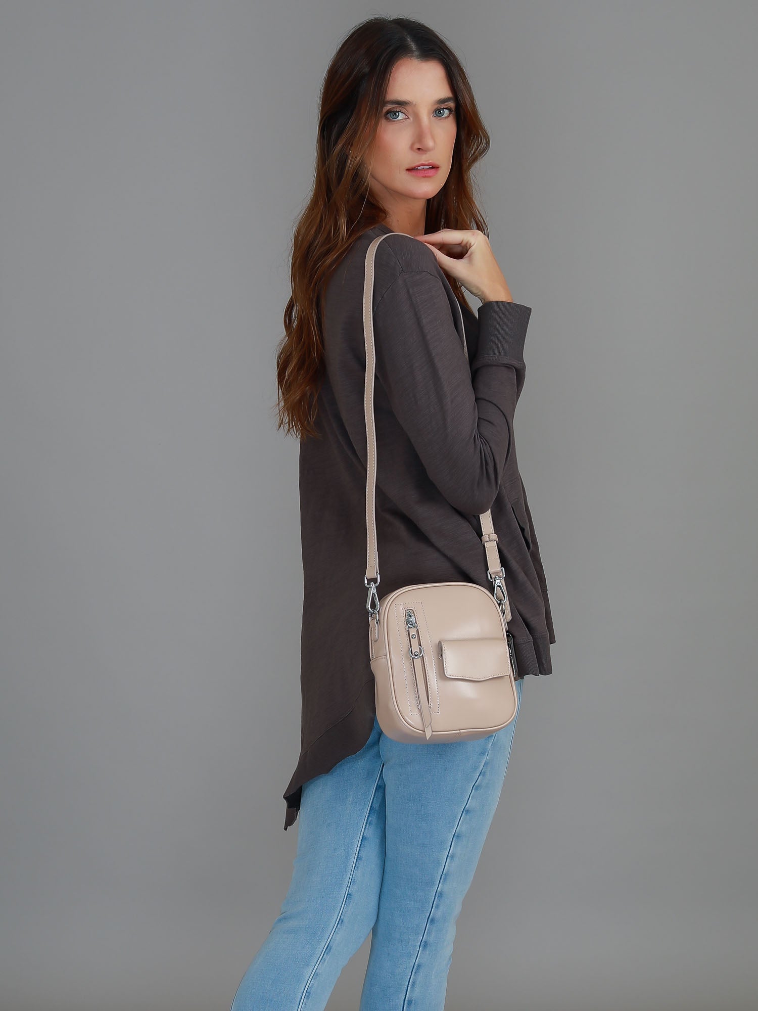 best crossbody bag #color_blush