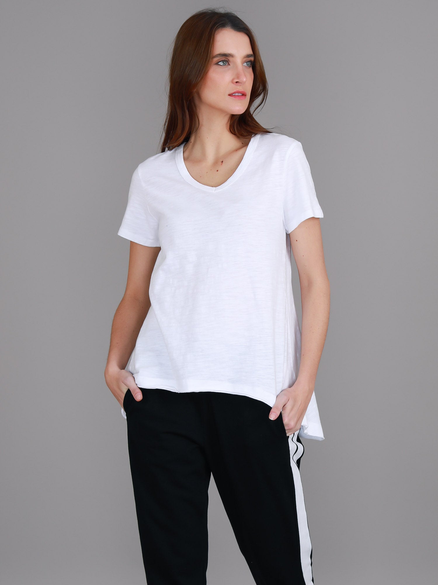 v-neck t-shirts #color_white