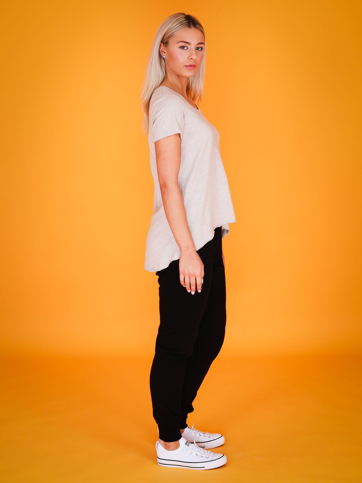 womens v neck #color_angora