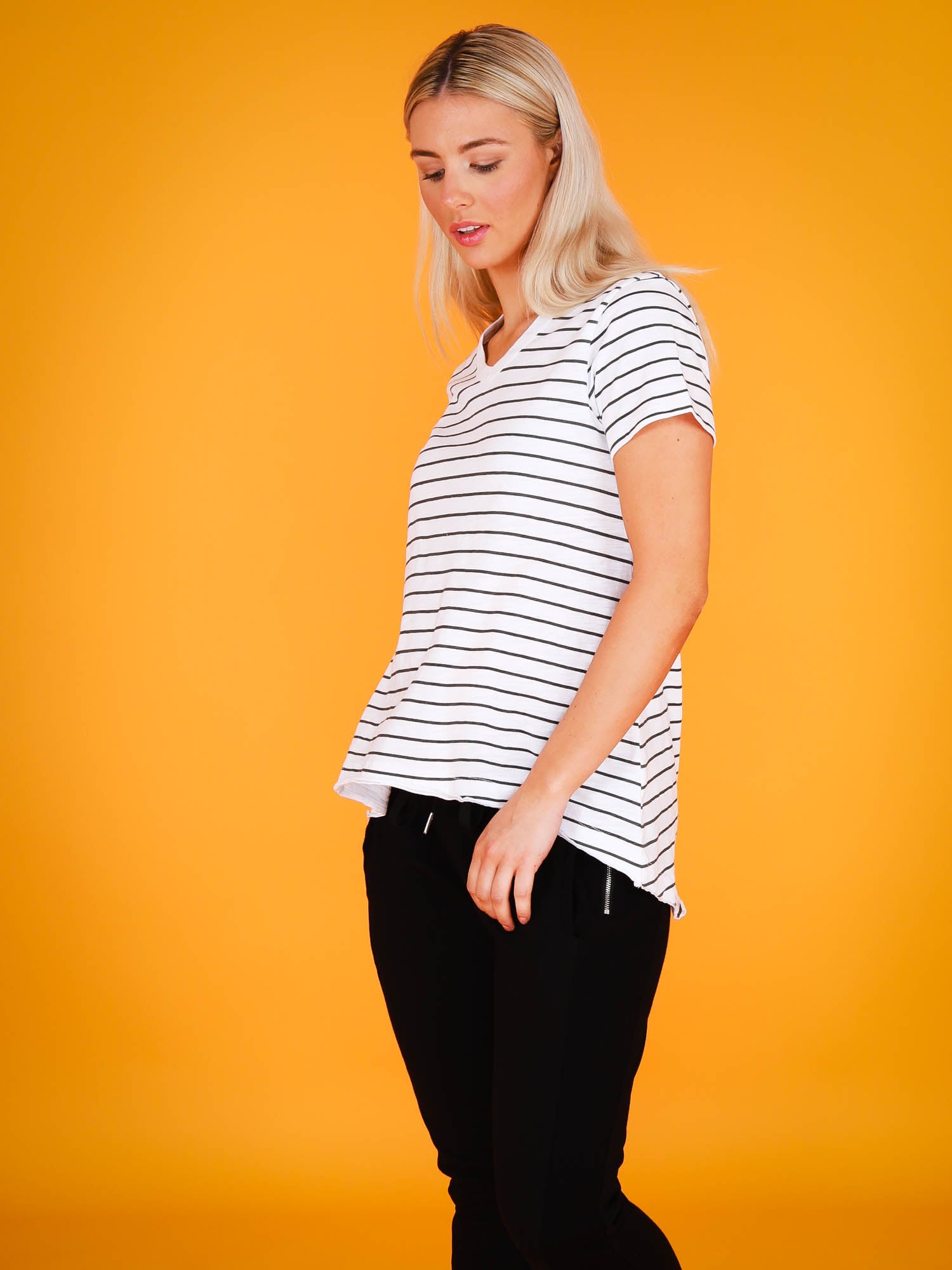 vneck #color_stripe