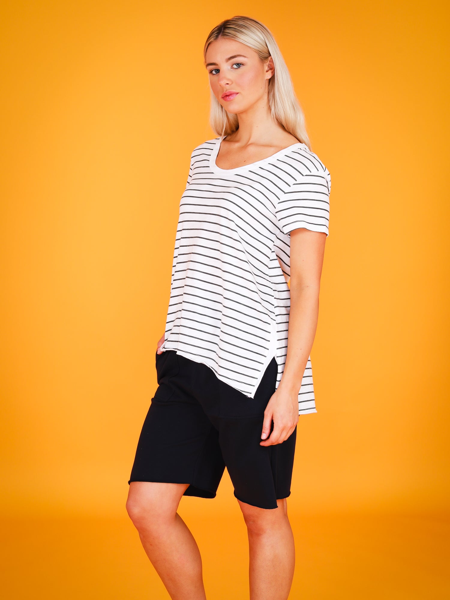striped t shirt #color_navy stripe