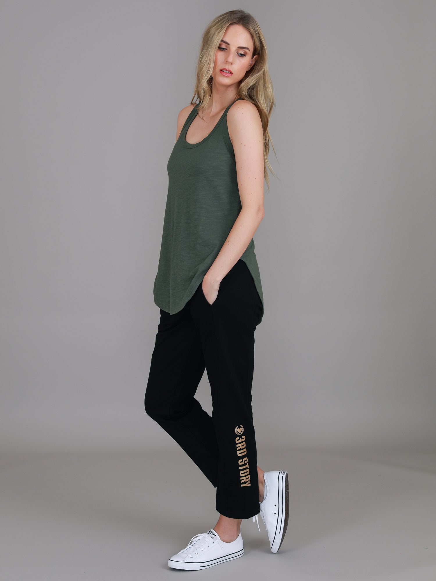 scoop neck singlet #color_khaki