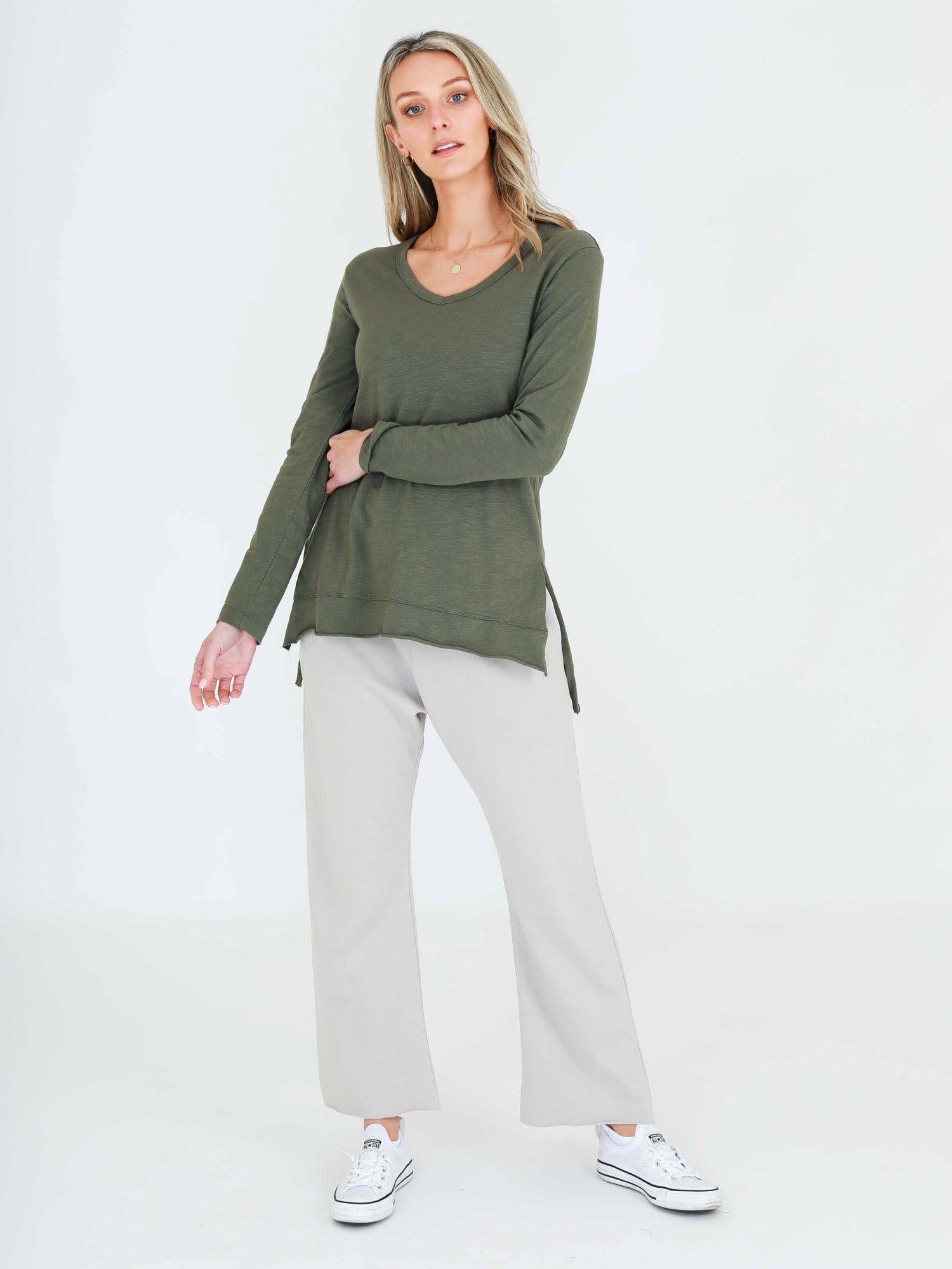 travel clothing au #color_khaki