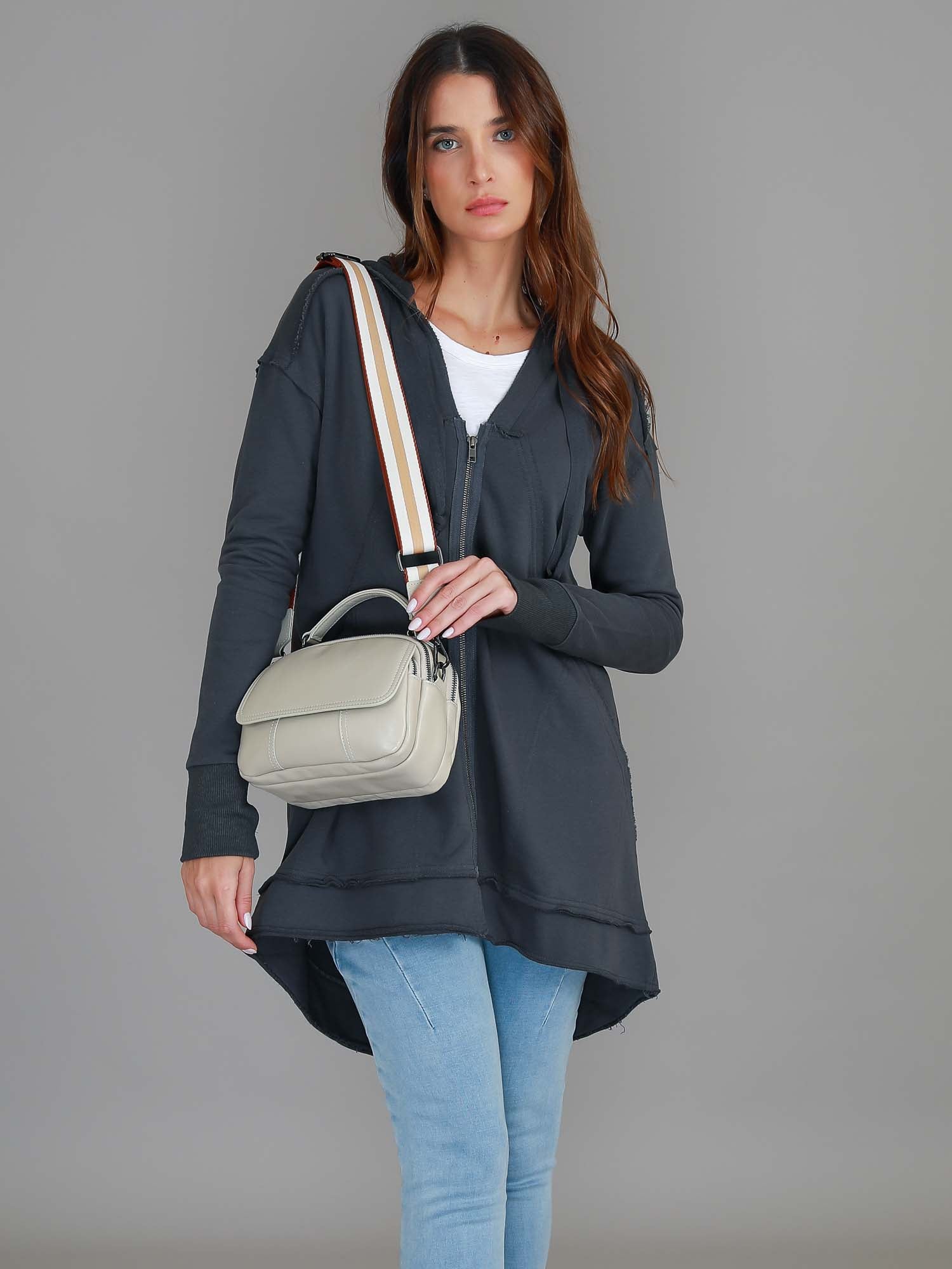 square crossbody bag #color_beige