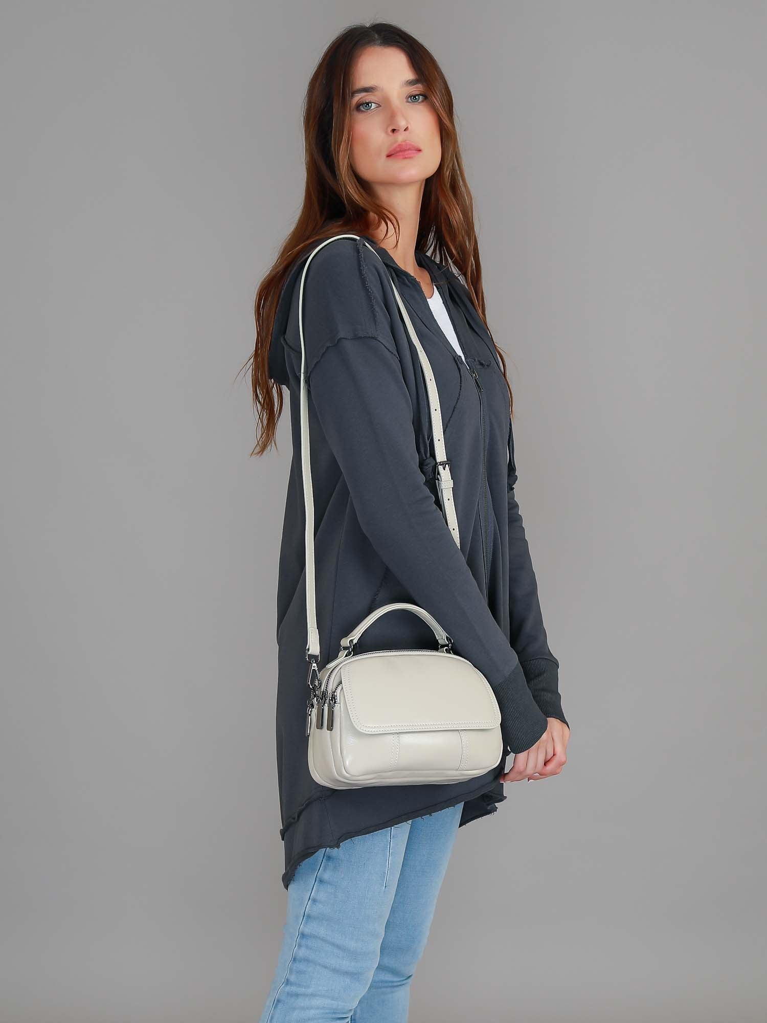 medium size crossbody bag #color_beige