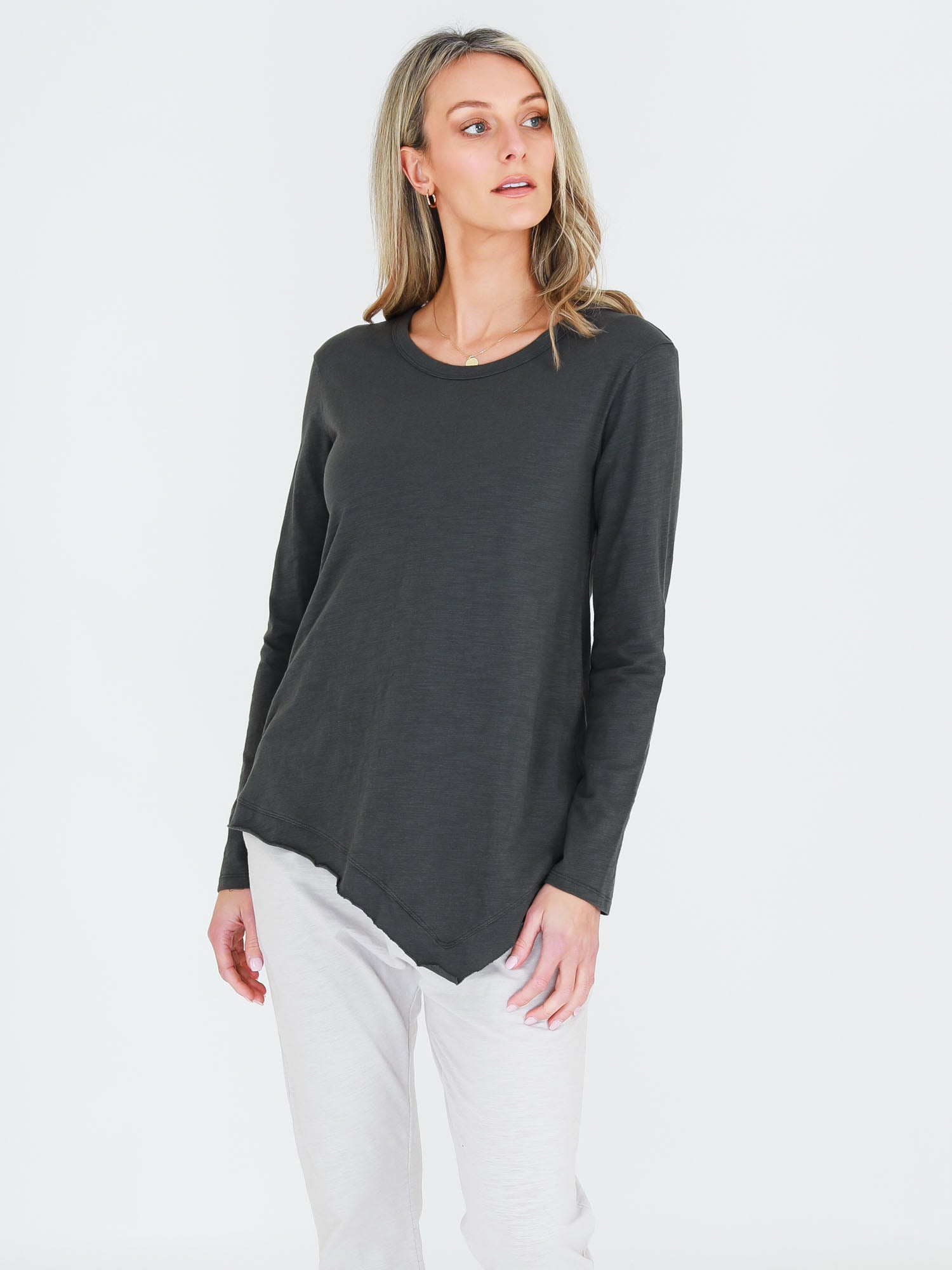 gray top #color_charcoal