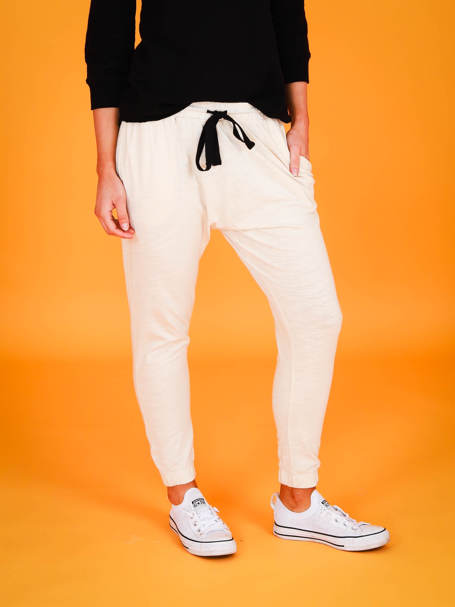 dropped crotch pants #color_tofu