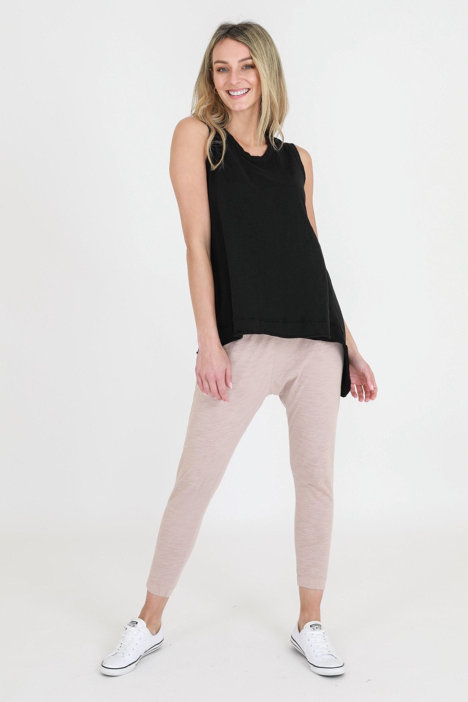 tank top #color_black