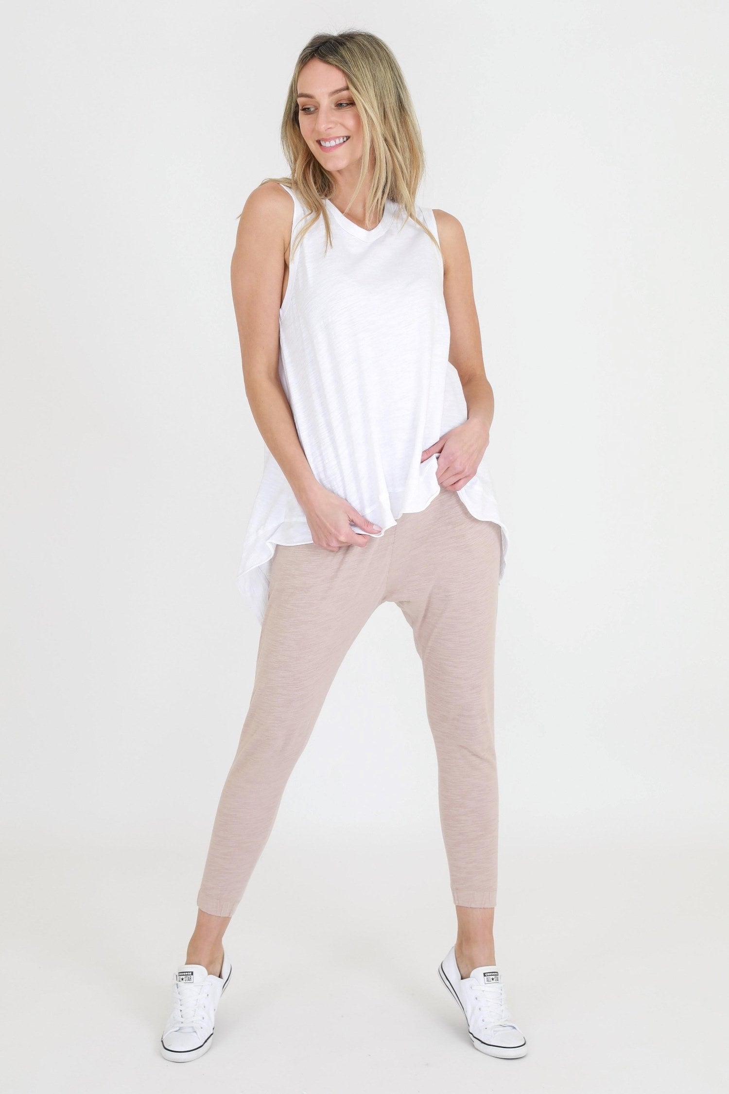 white tank top women's #color_white