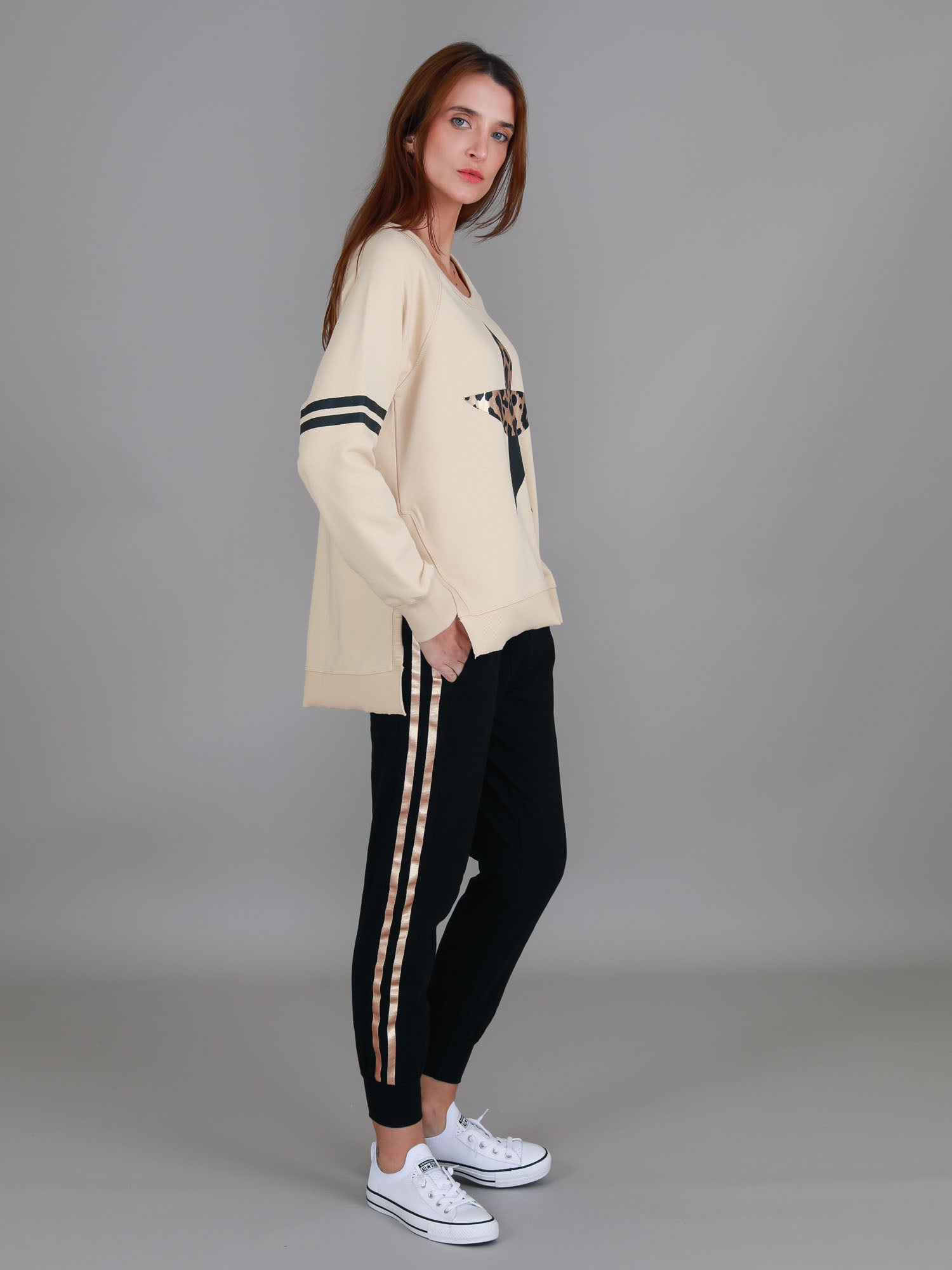 beige sweatshirt women's #color_shell
