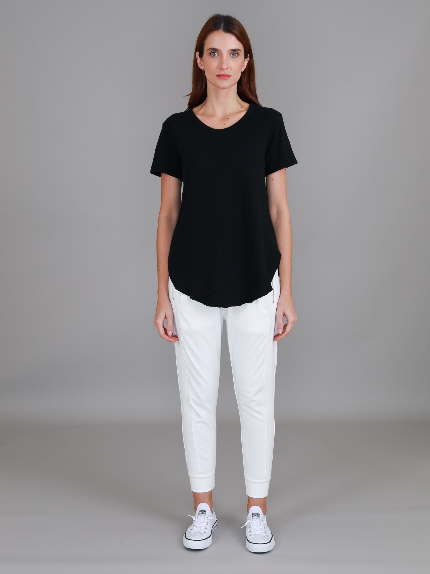 black t #color_black