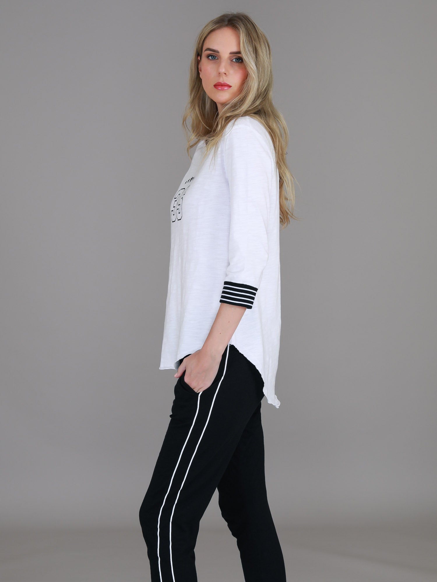 best white t shirts for women #color_white