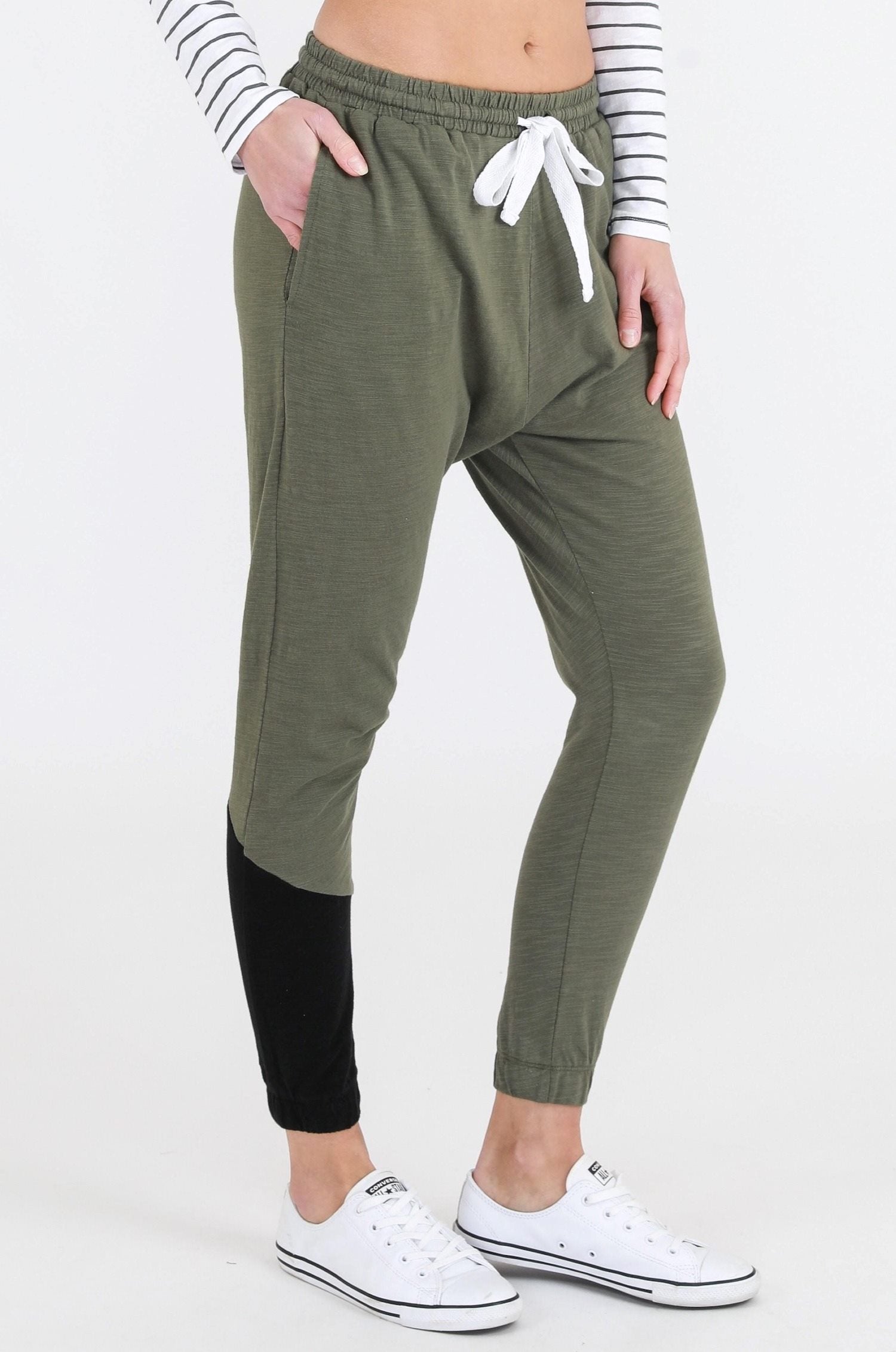 jogger pants australia #color_khaki