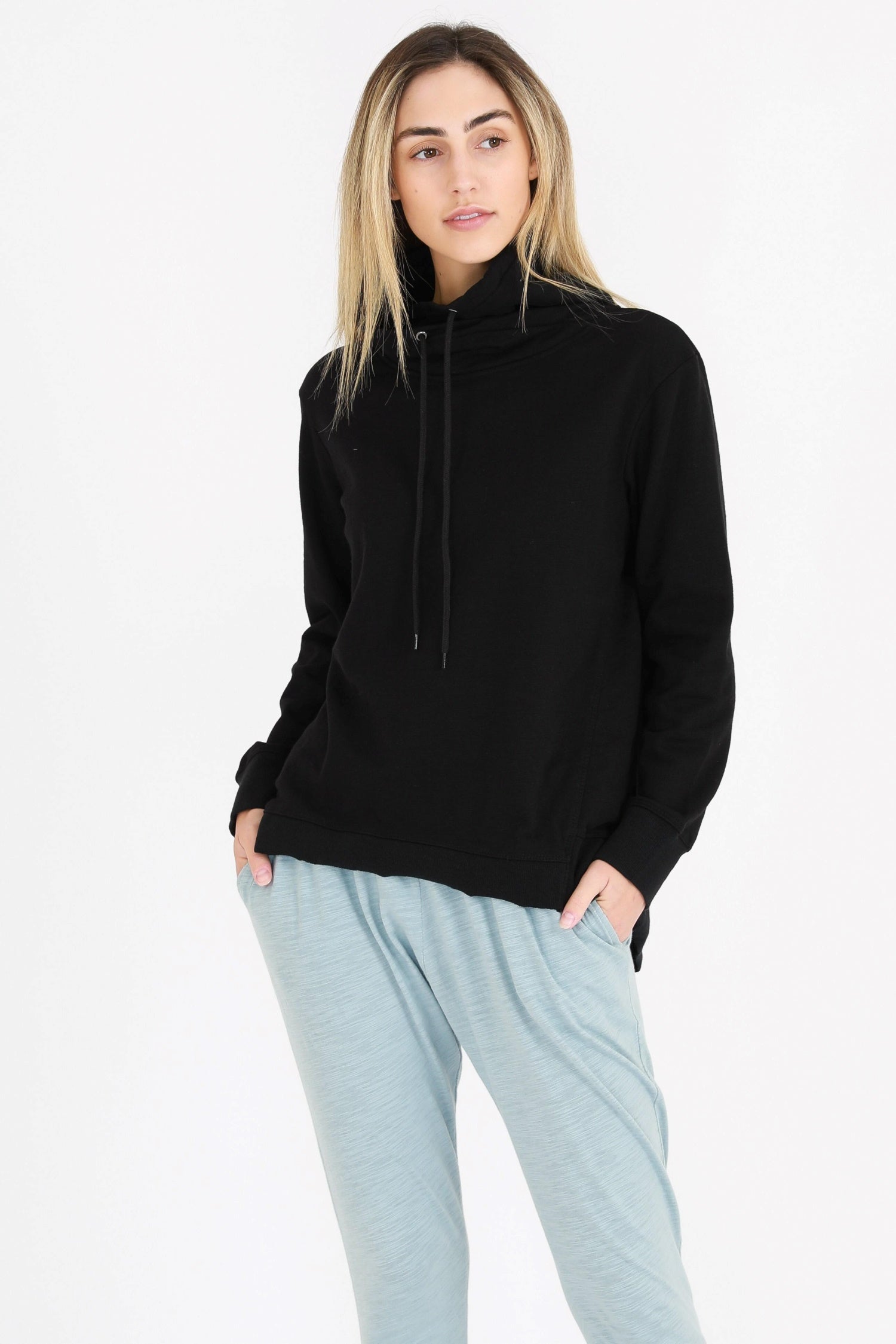 womens black hoodie #color_black