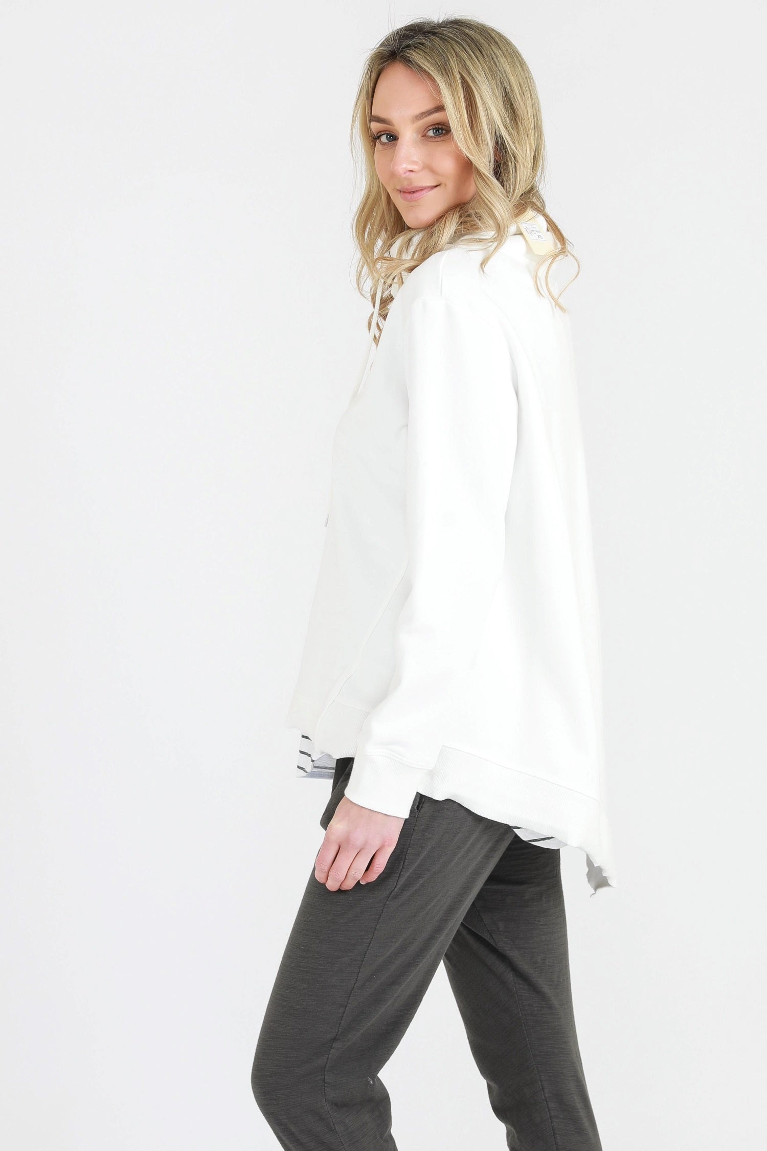 sweater white #color_white