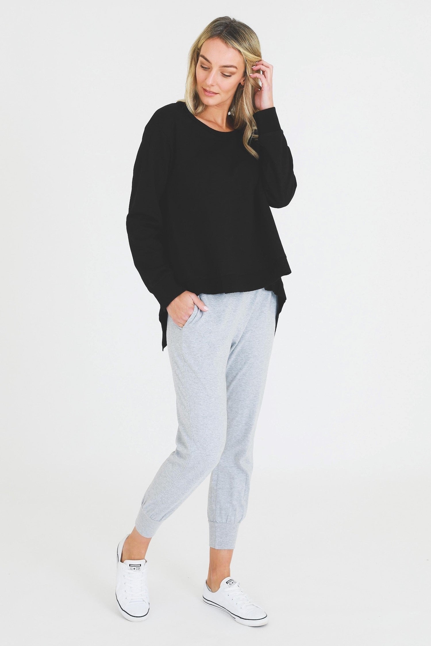 black long sleeve top #color_black