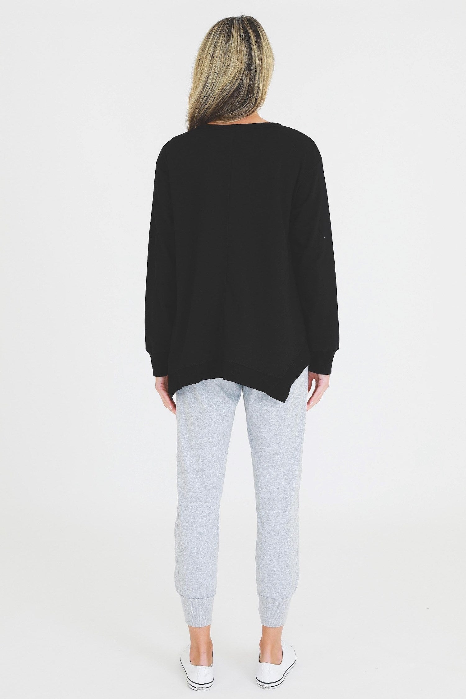 long sleeve black top #color_black
