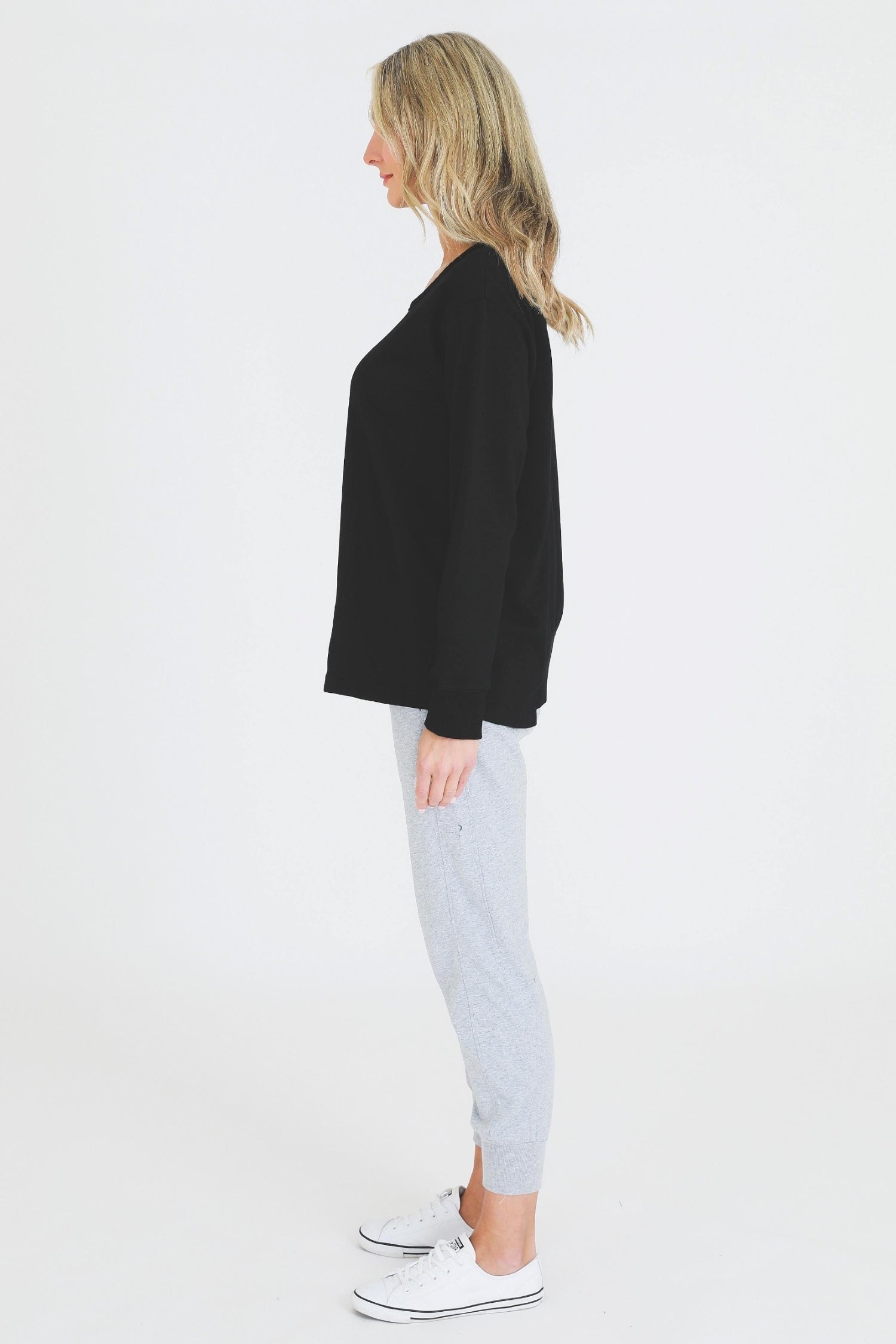 womens sweat shirts #color_black