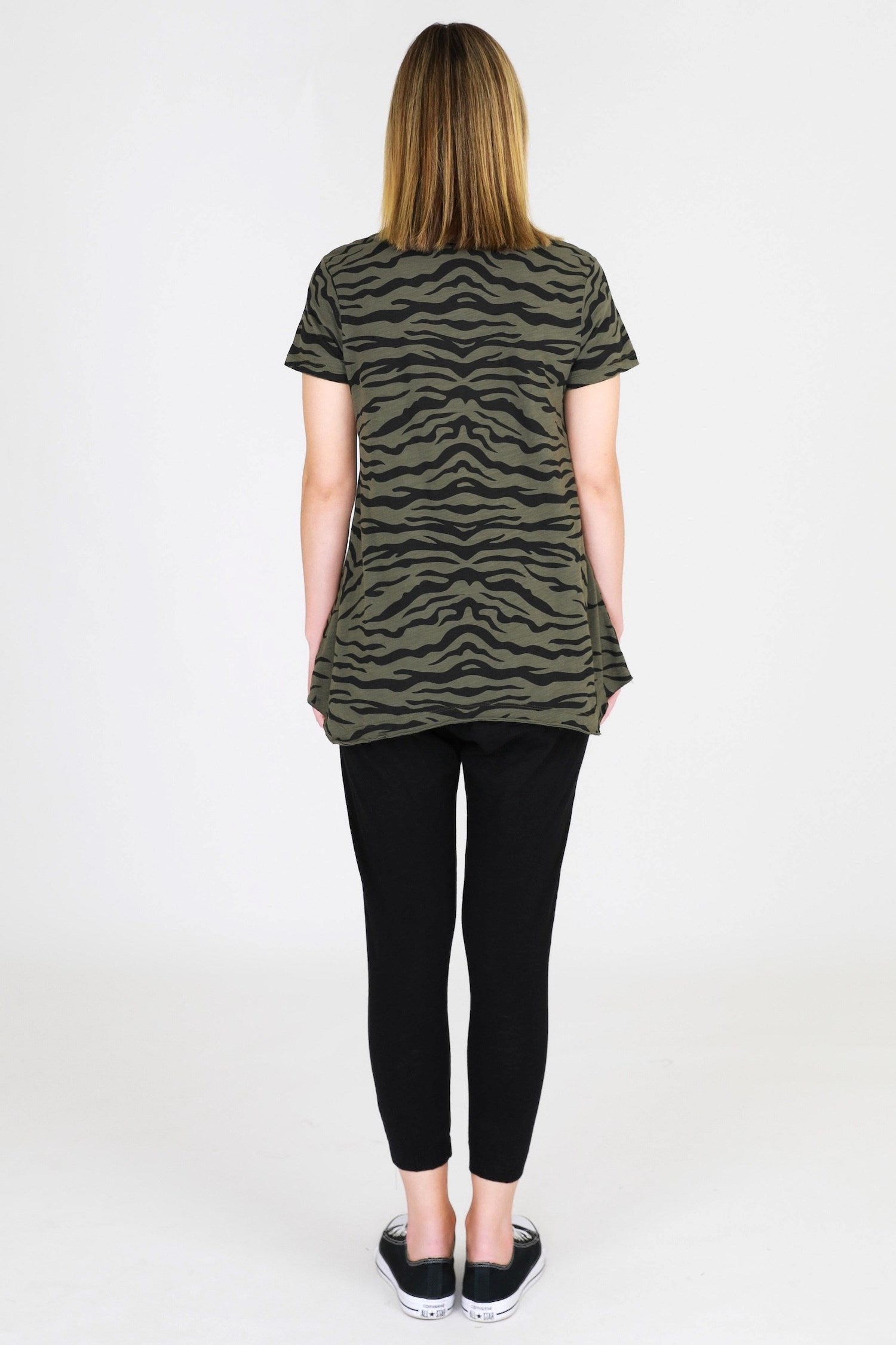 Oversized Graphic T Shirt #color_khaki