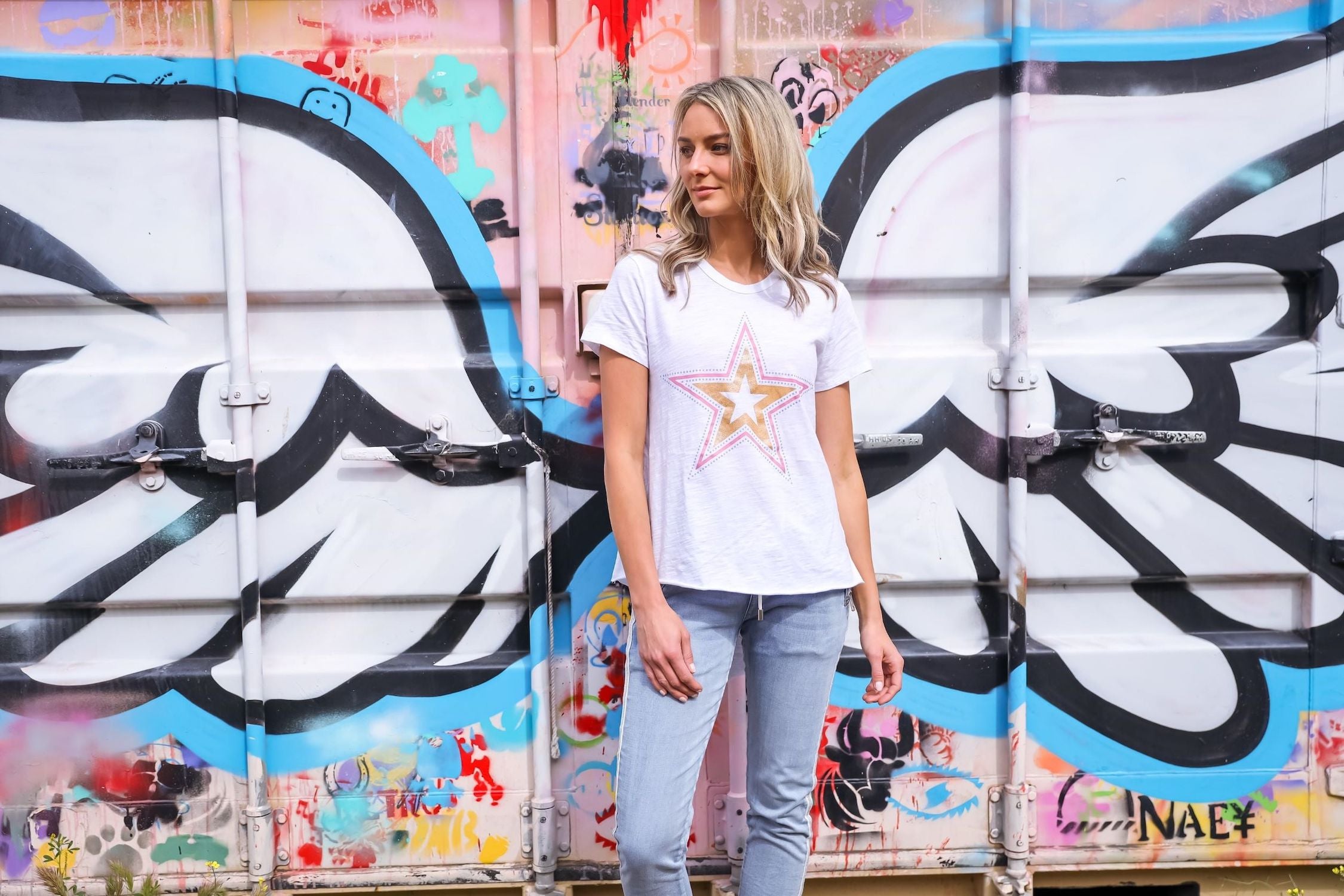 t-shirts #color_white
