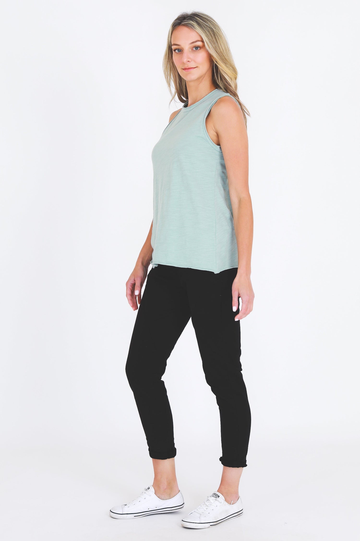 green tee #color_leaf