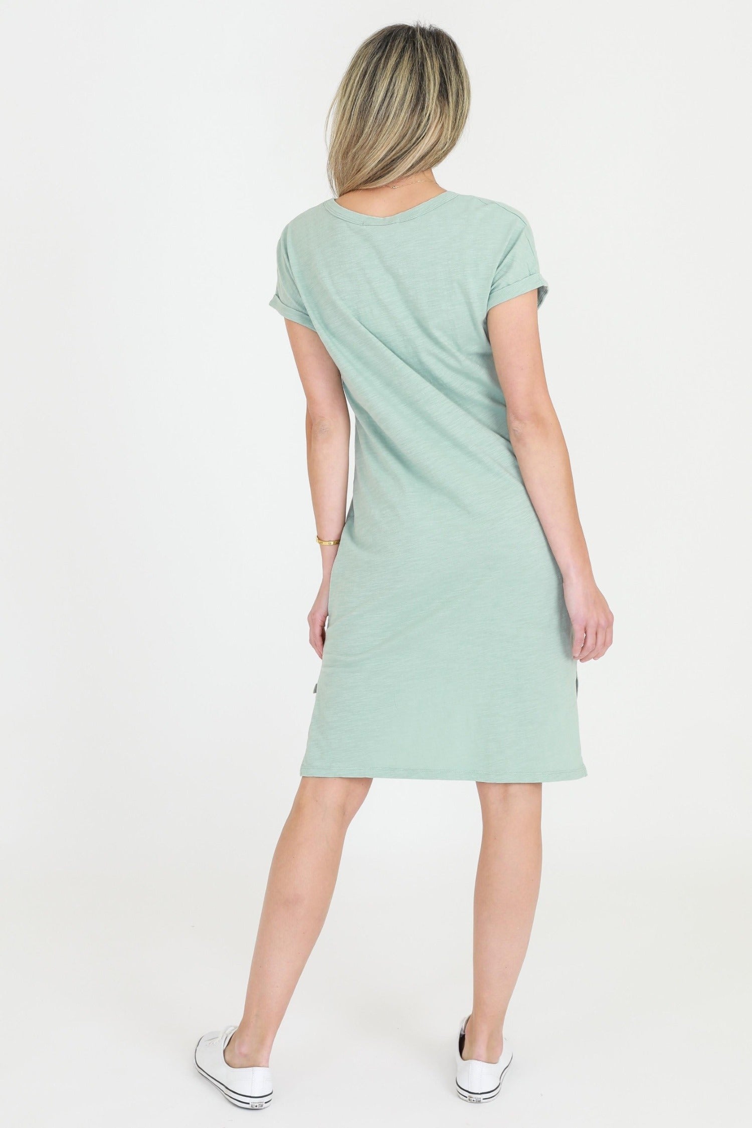 casual t-shirt dress #color_leaf