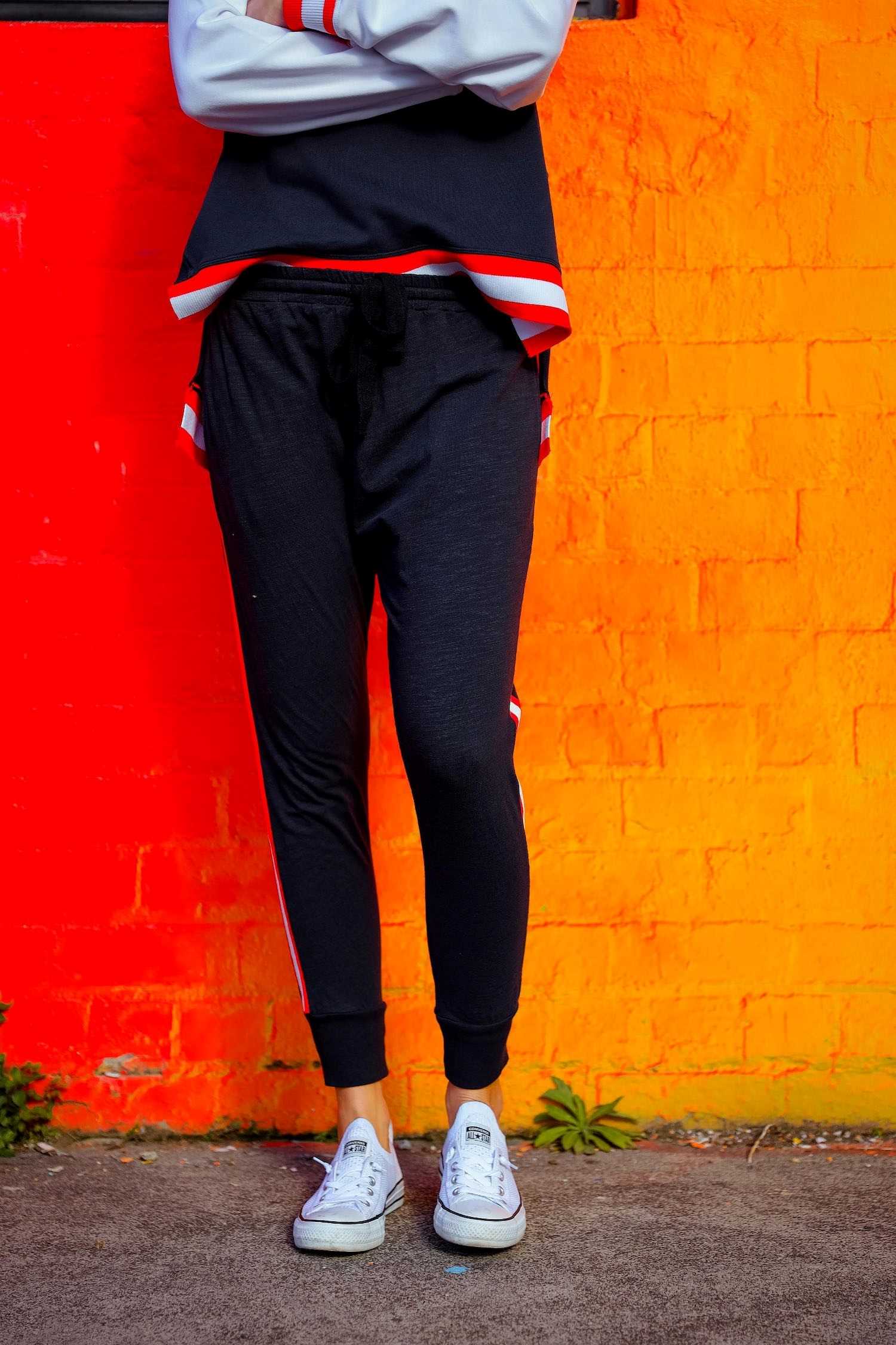 joggers outfit