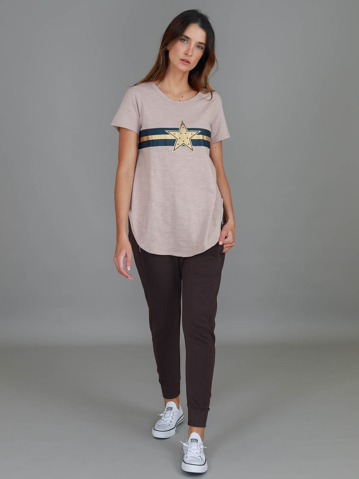 beige gold star graphic tee