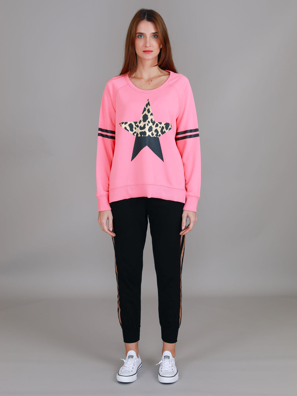 pink crew neck sweatshirt