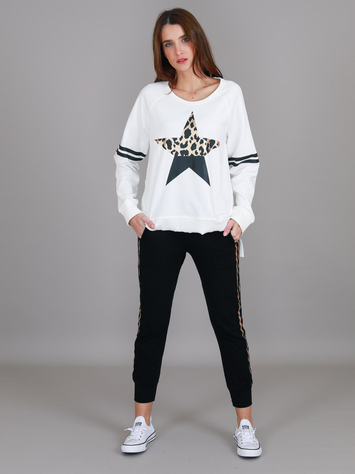 white sweatshirt womens